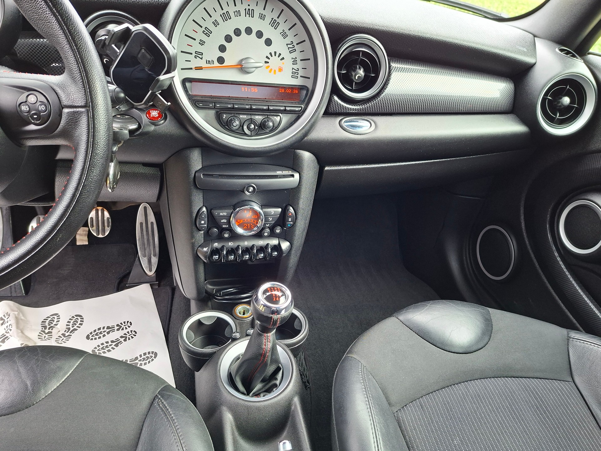 MINI Cooper S-image-12