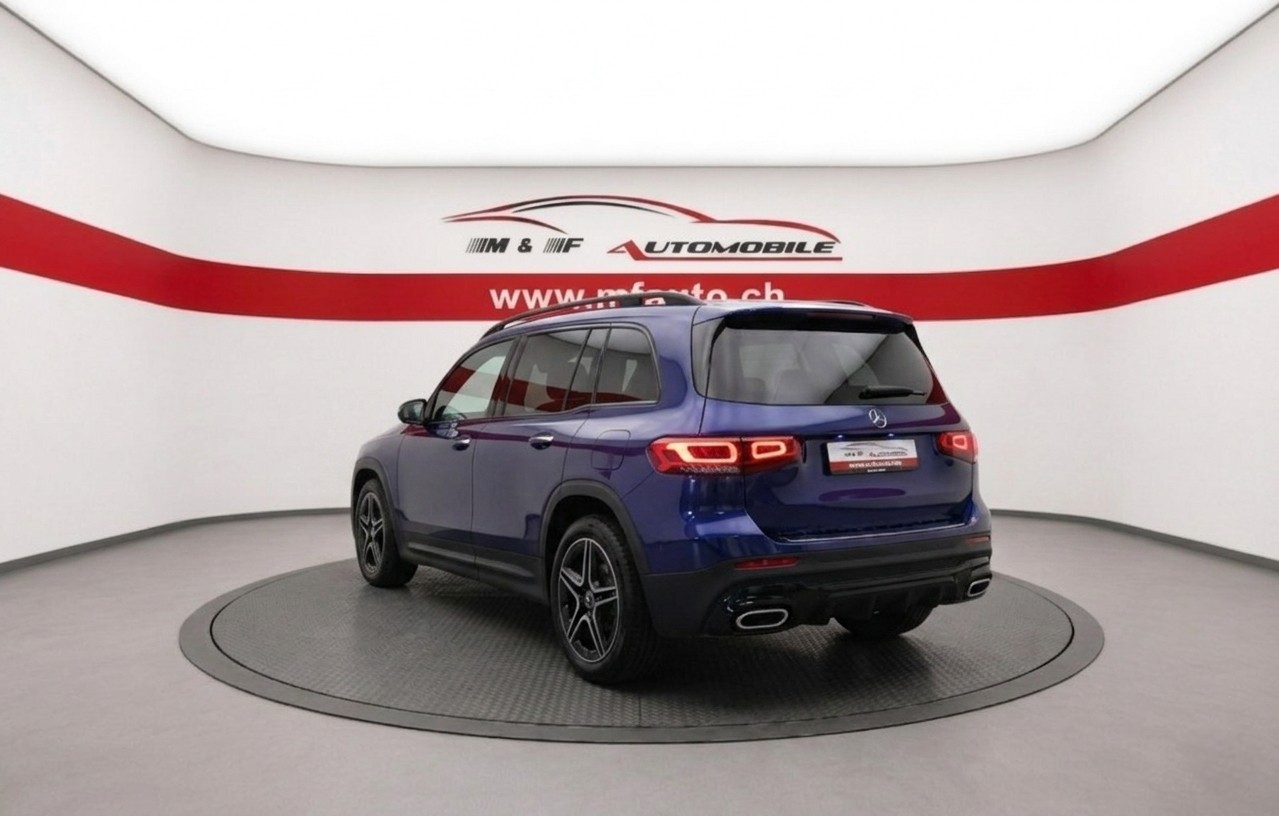 MERCEDES-BENZ GLB 200 AMG Line-showroom-element-2