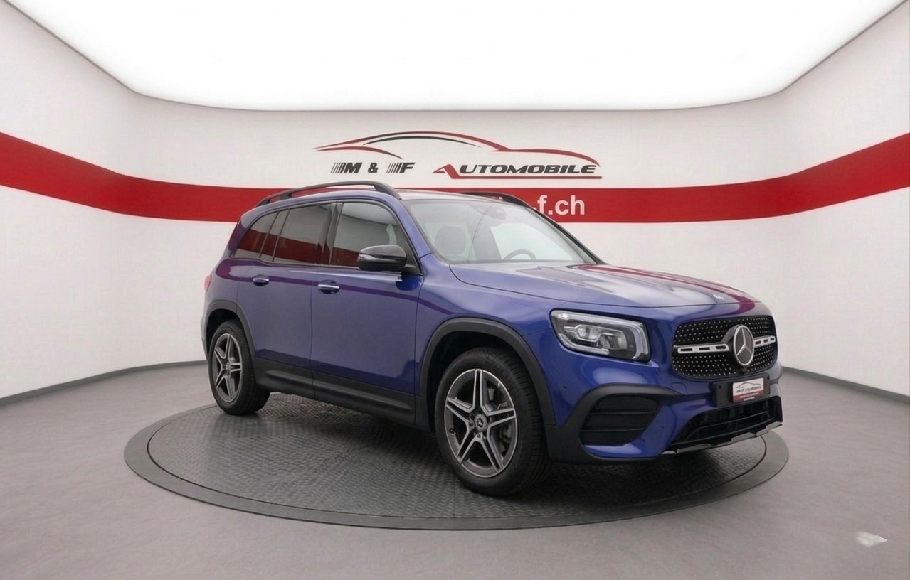 MERCEDES-BENZ GLB 200 AMG Line-showroom-element-1