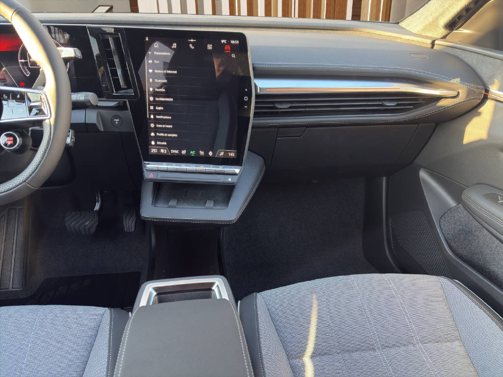 MITSUBISHI Eclipse Cross BEV Intense+-image-11