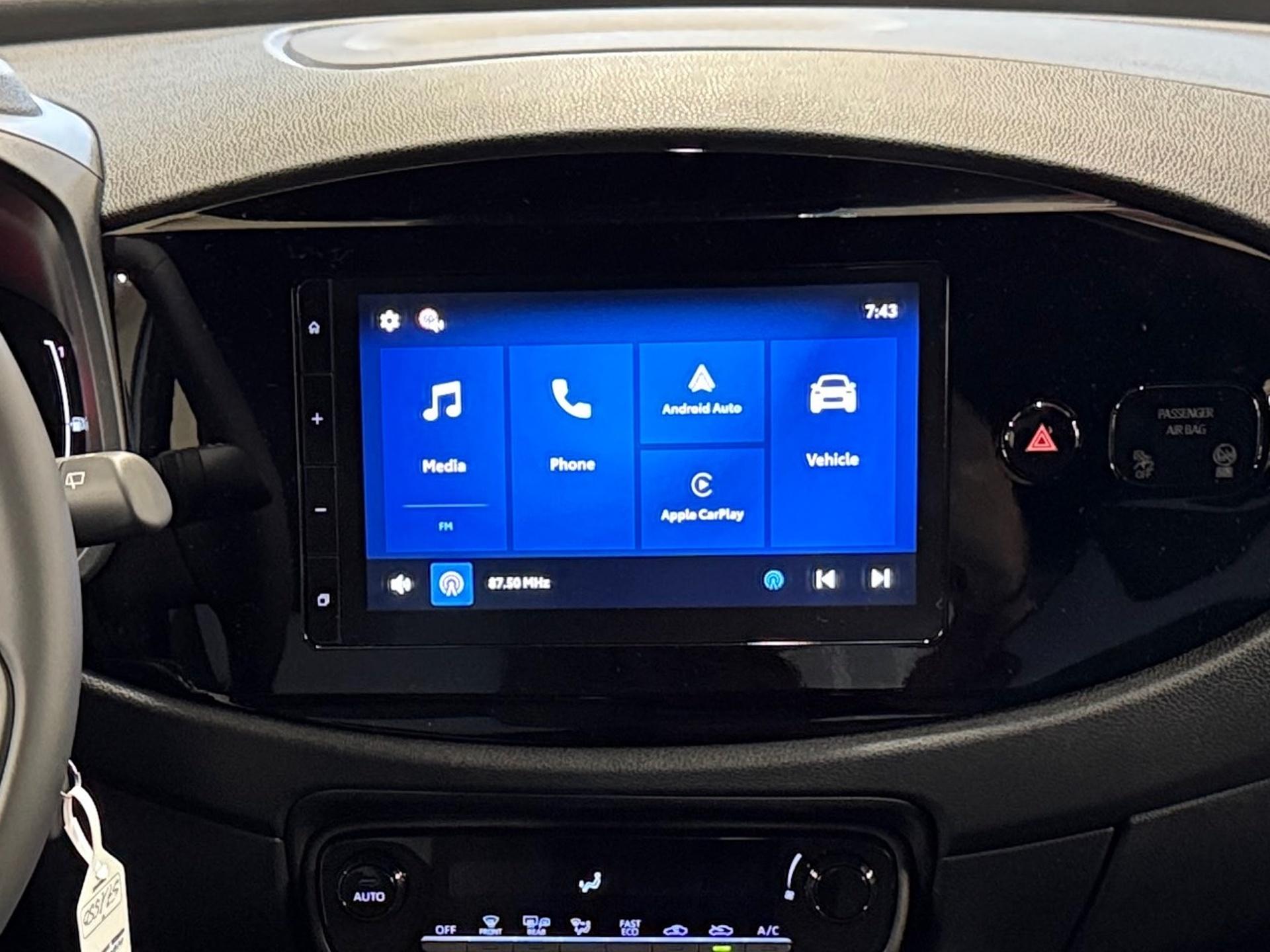 TOYOTA Aygo X 1.5 Comfort e-CVT-image-12