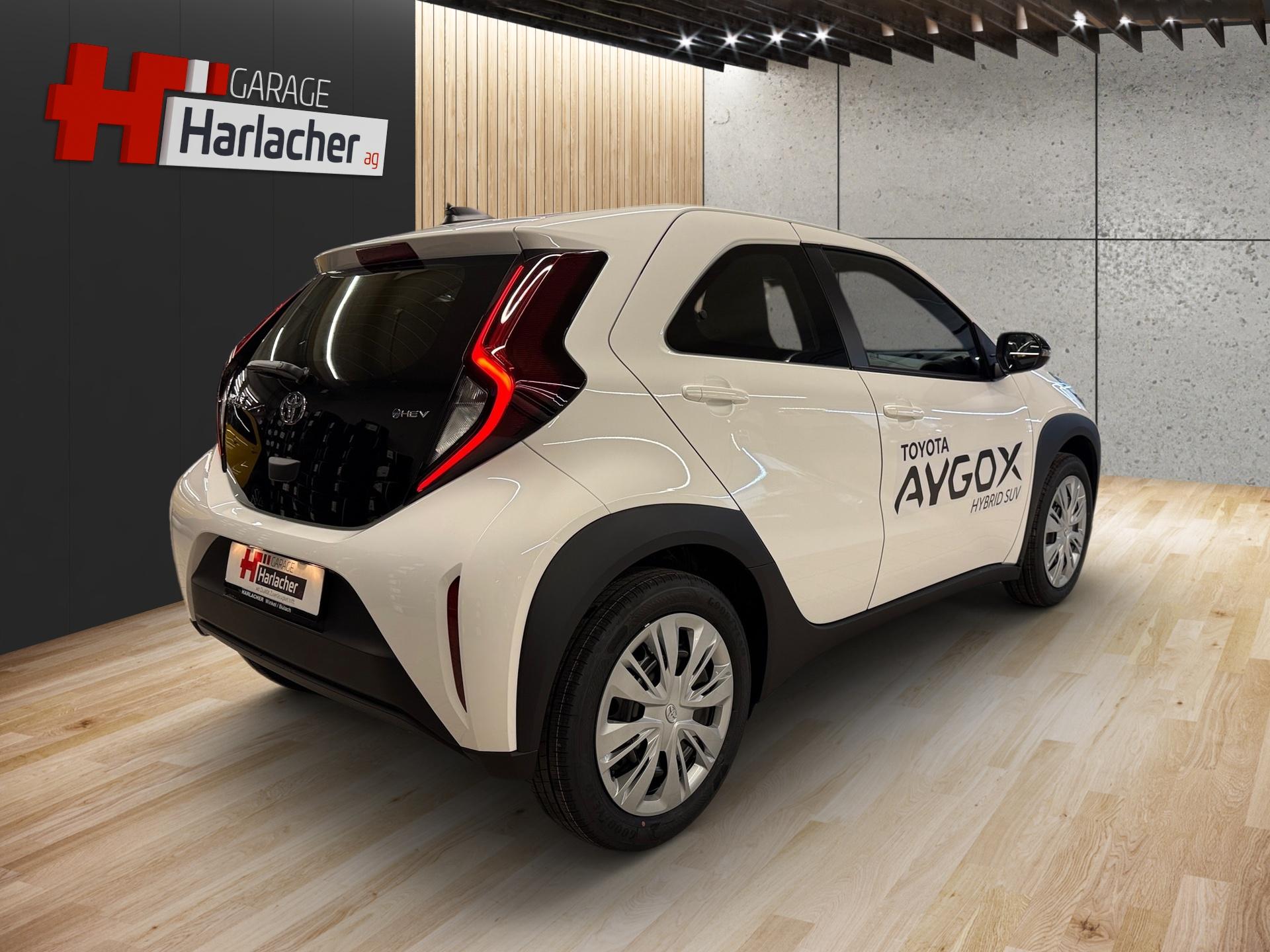 TOYOTA Aygo X 1.5 Comfort e-CVT-image-4