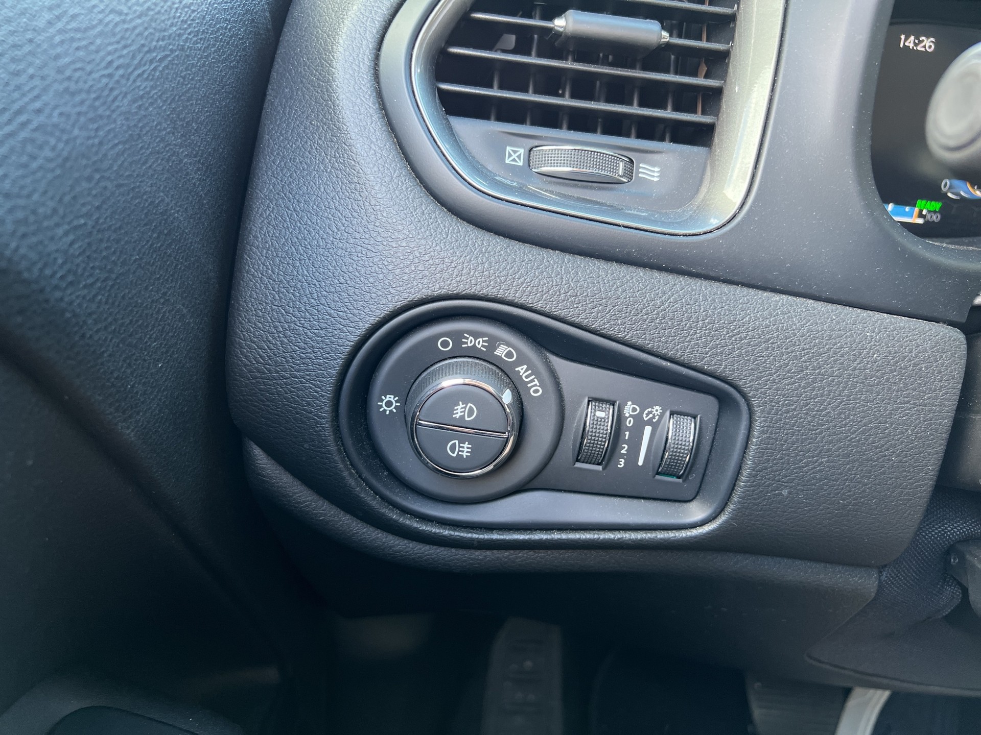 JEEP Renegade 1.5 Turbo Summit-image-34