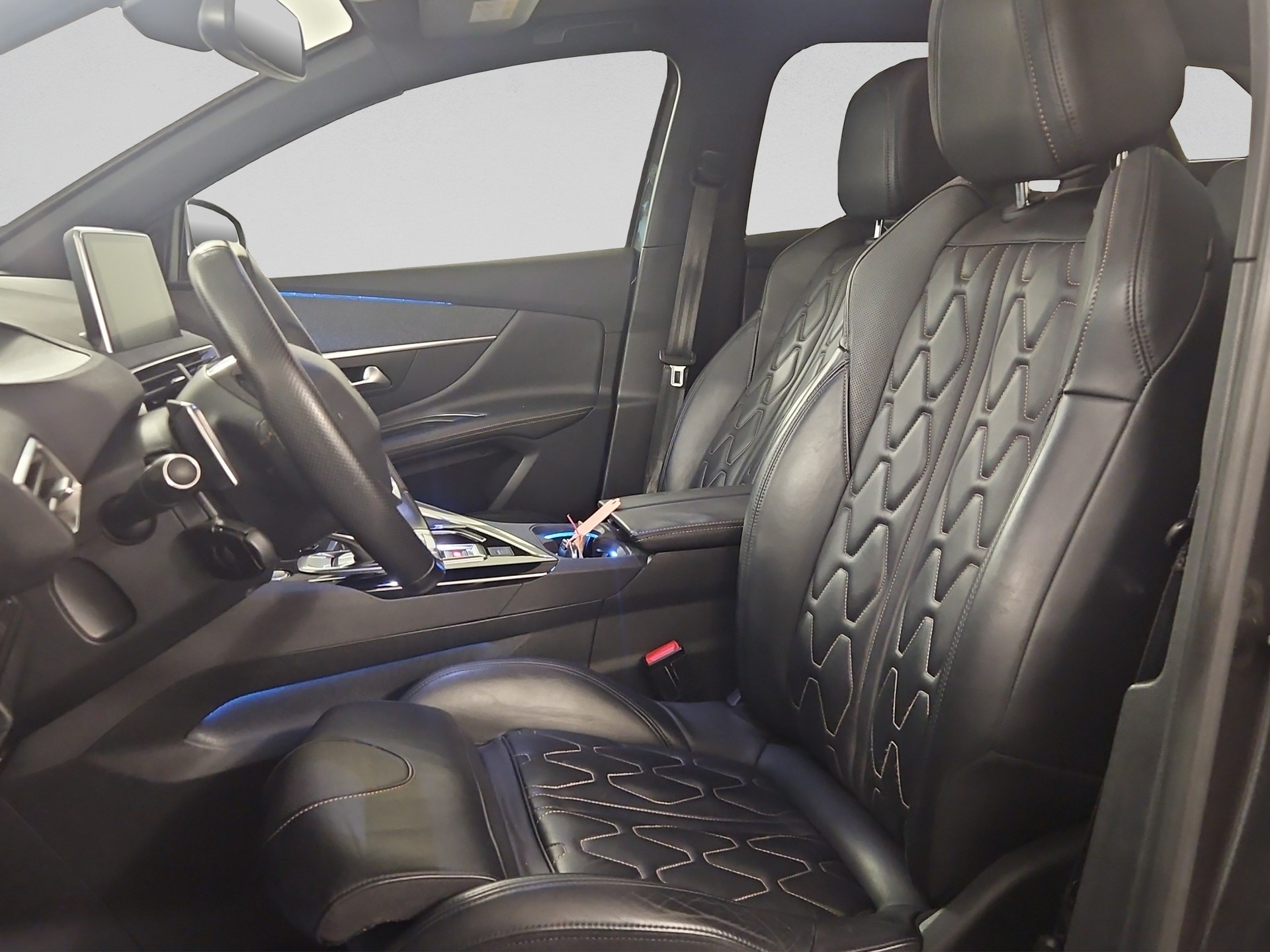PEUGEOT 3008 1.6 THP GT Line EAT-image-23