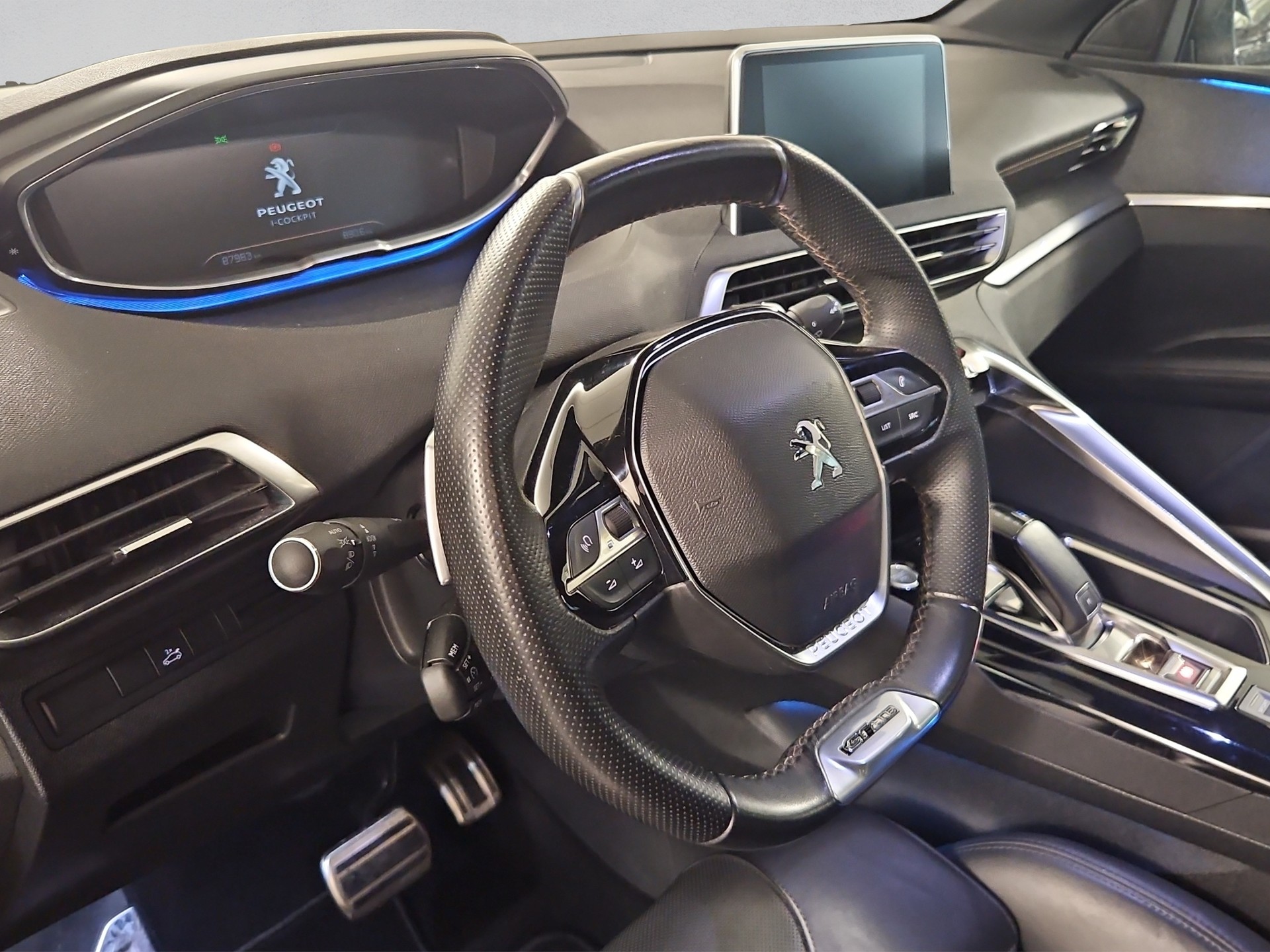 PEUGEOT 3008 1.6 THP GT Line EAT-image-9