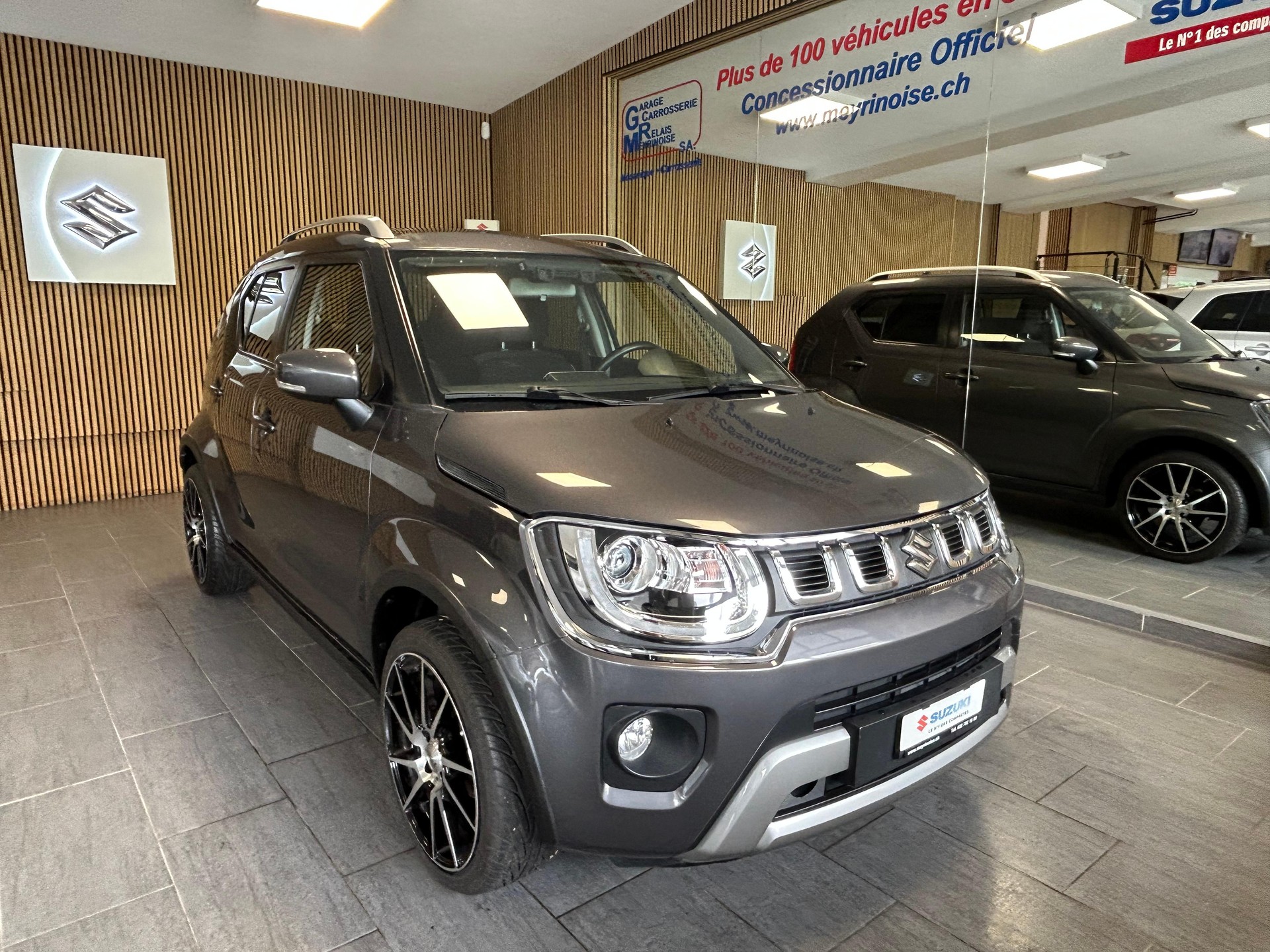 SUZUKI Ignis 1.2 Compact Top Hybrid-showroom-element-1
