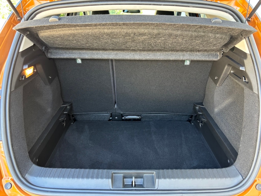 RENAULT Captur 1.3 TCe EDC Intens EDC-image-12