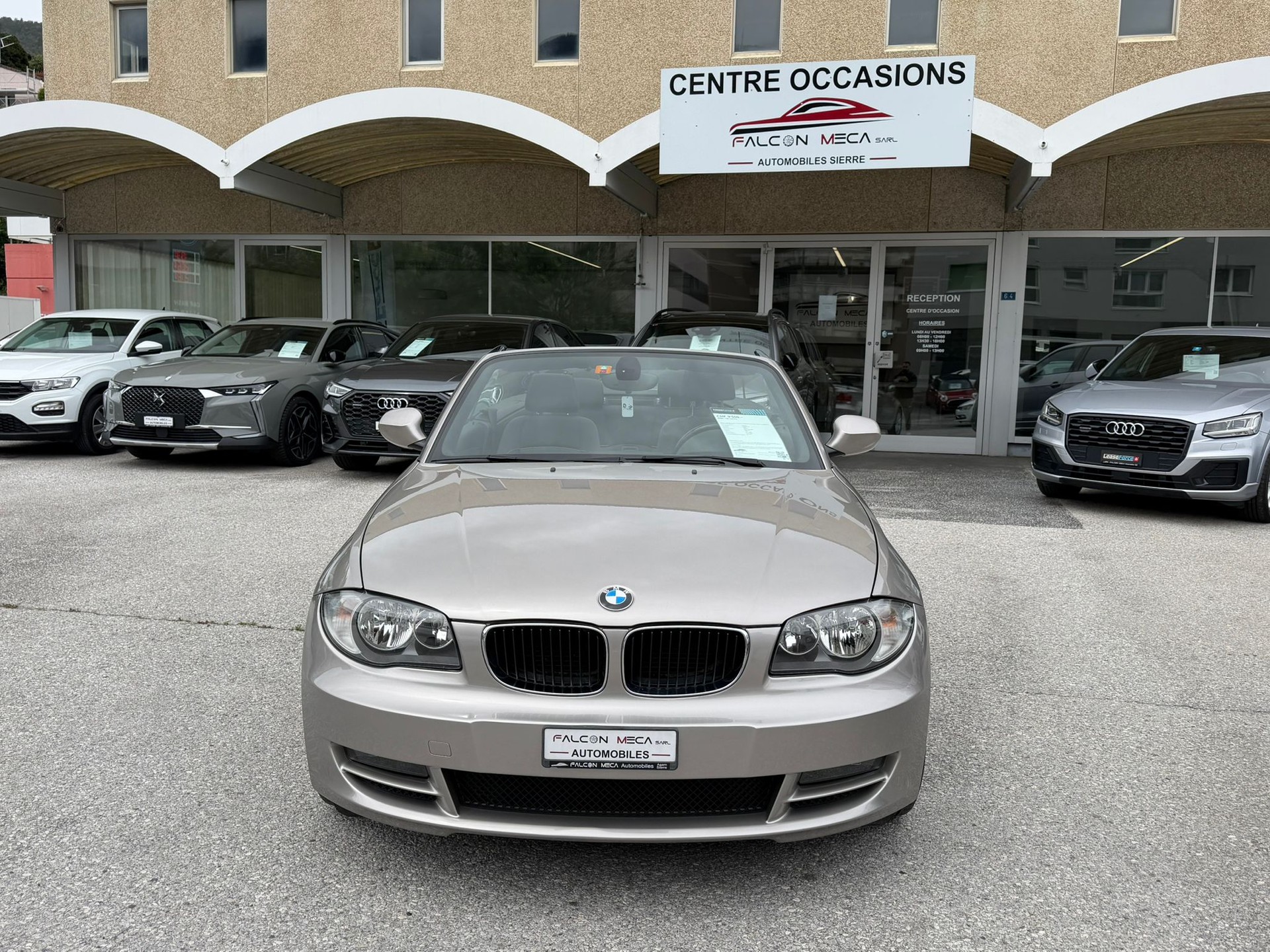 BMW 118i Cabrio-image-7