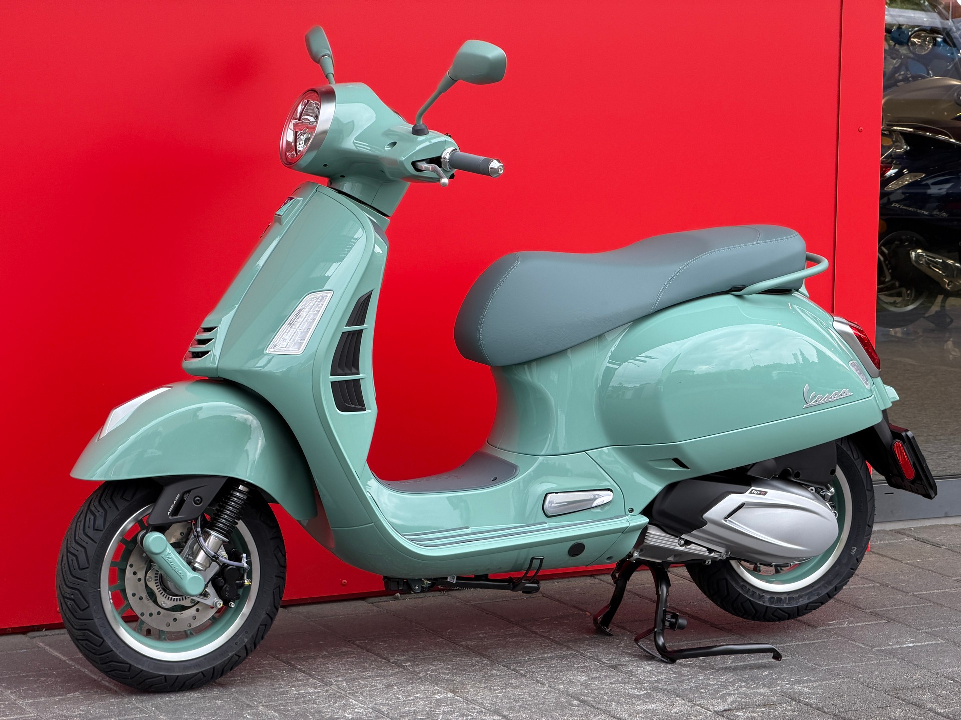 PIAGGIO Vespa GTS 310 80th Anniversary Euro 5+-image-12