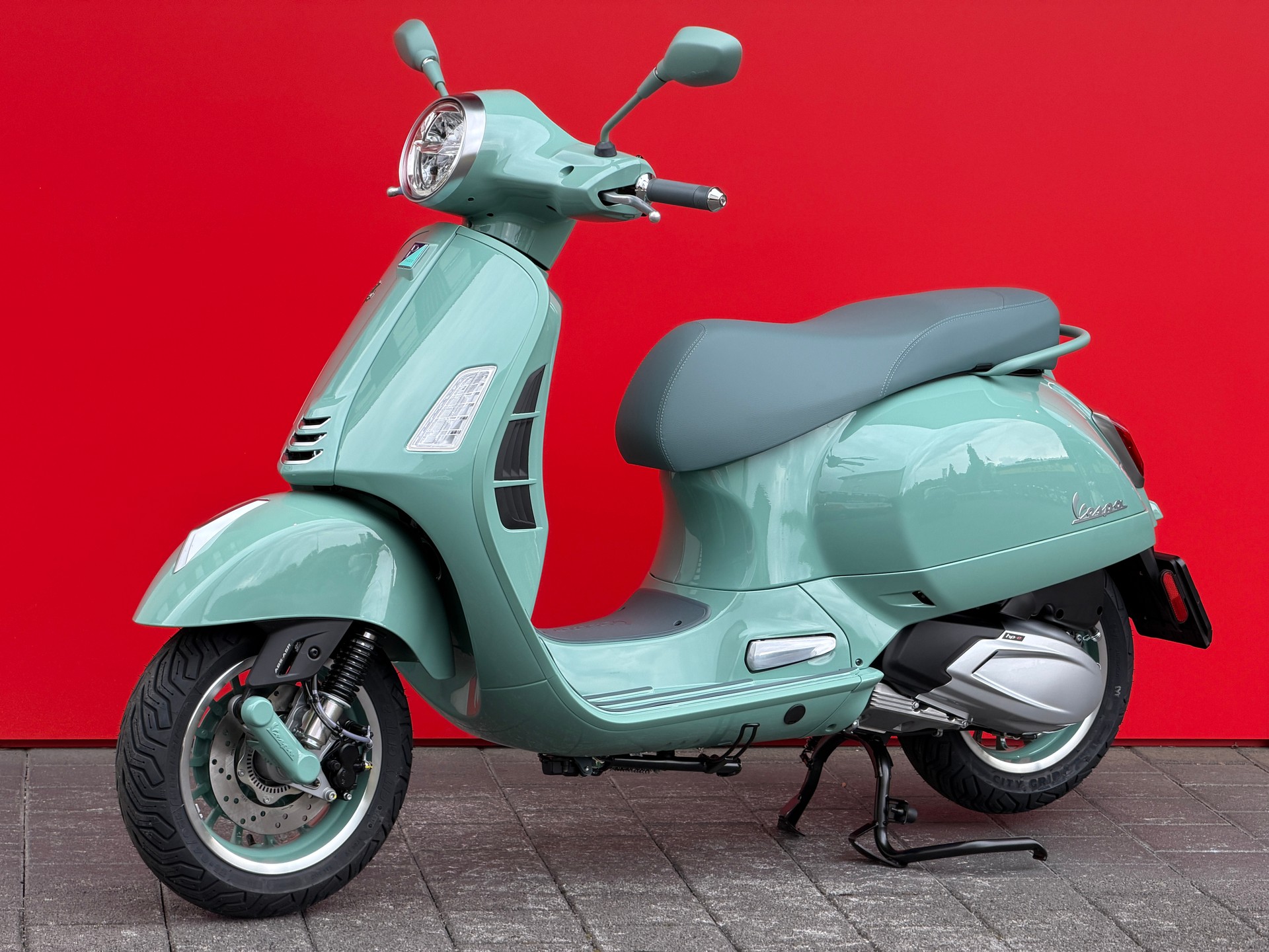 PIAGGIO Vespa GTS 310 80th Anniversary Euro 5+-image-3