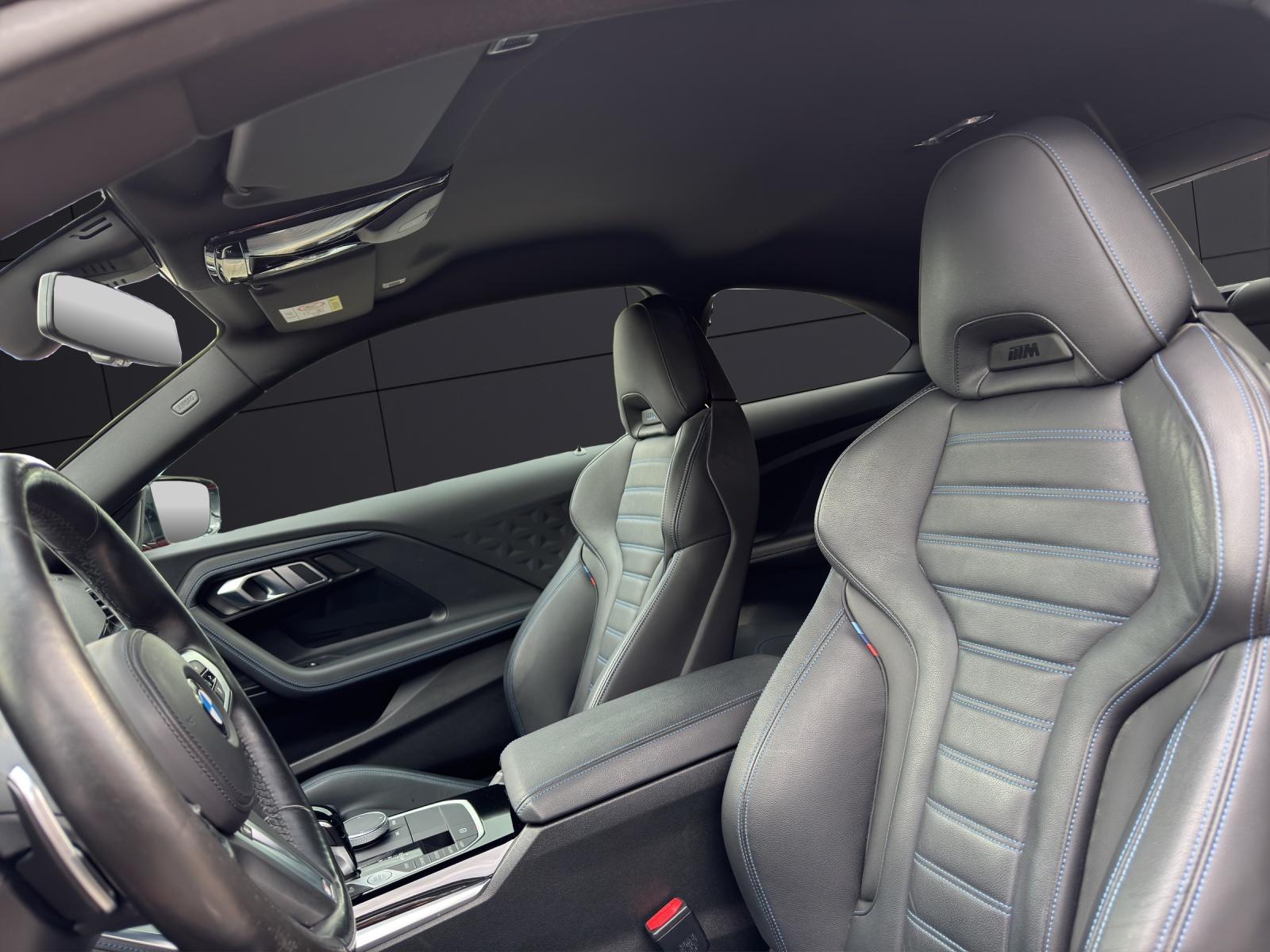 BMW M240i xDrive Coupé-showroom-element-1