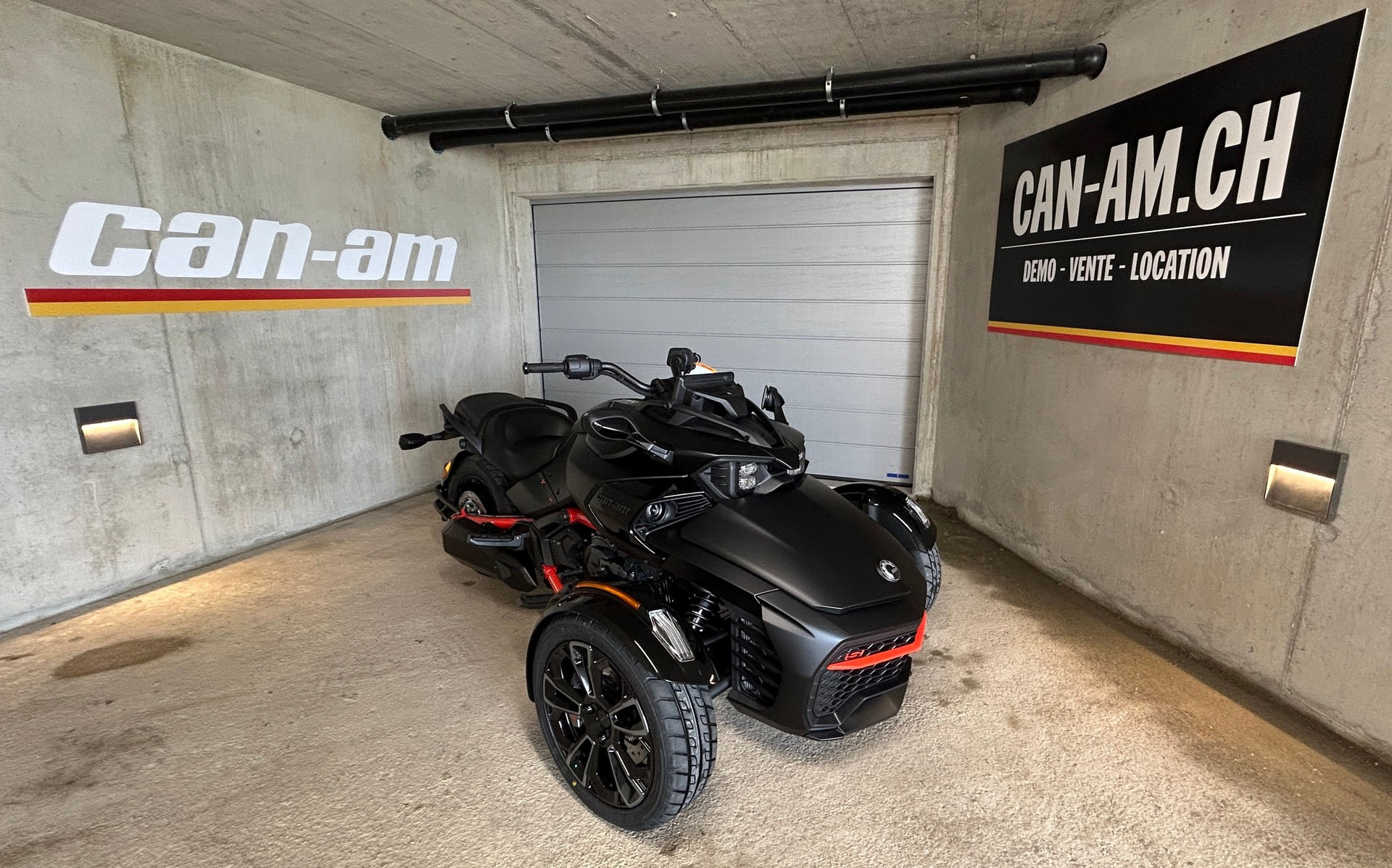 CAN-AM F3-S