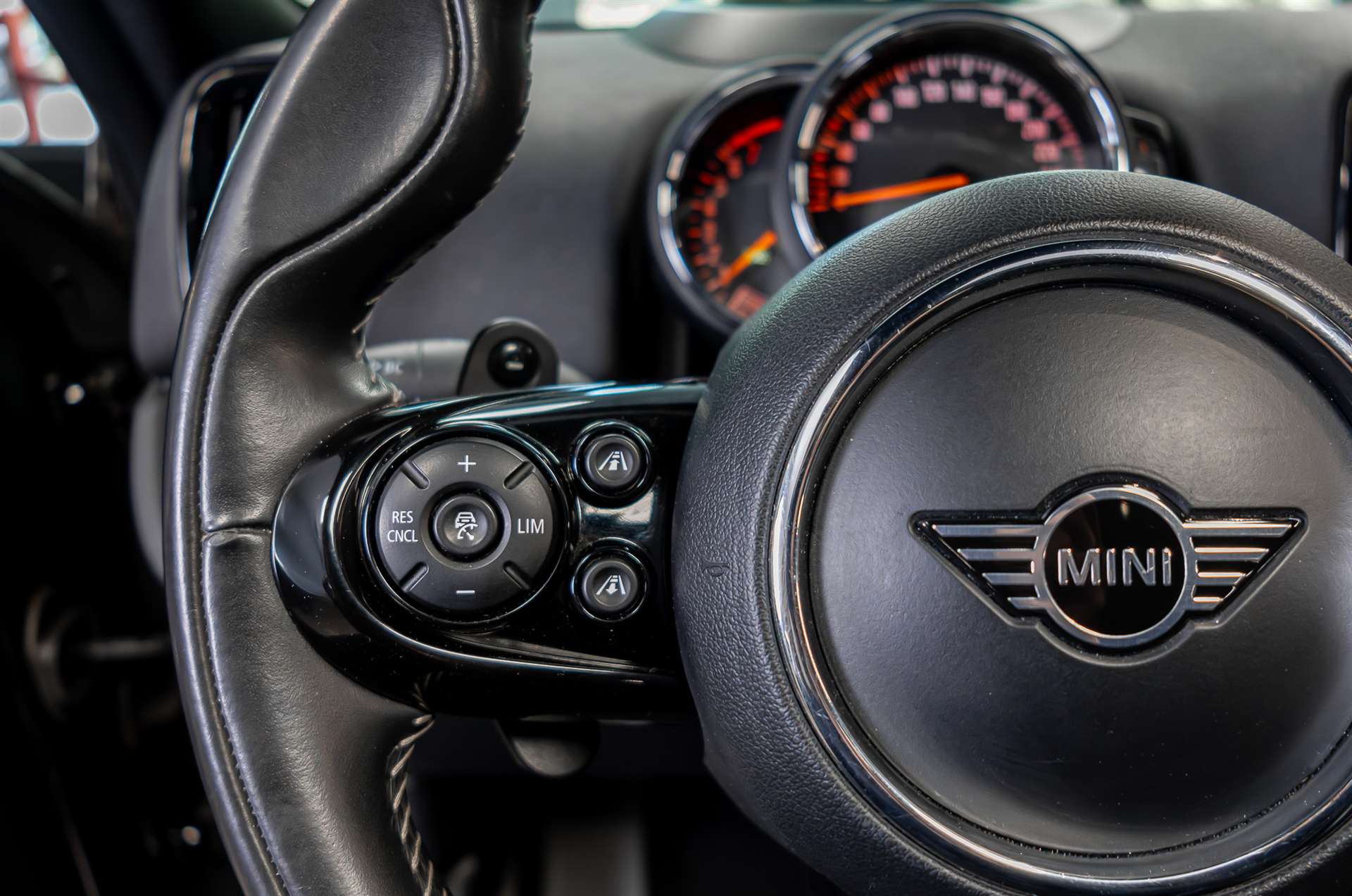 MINI Countryman Cooper S ALL4 Steptronic-image-9