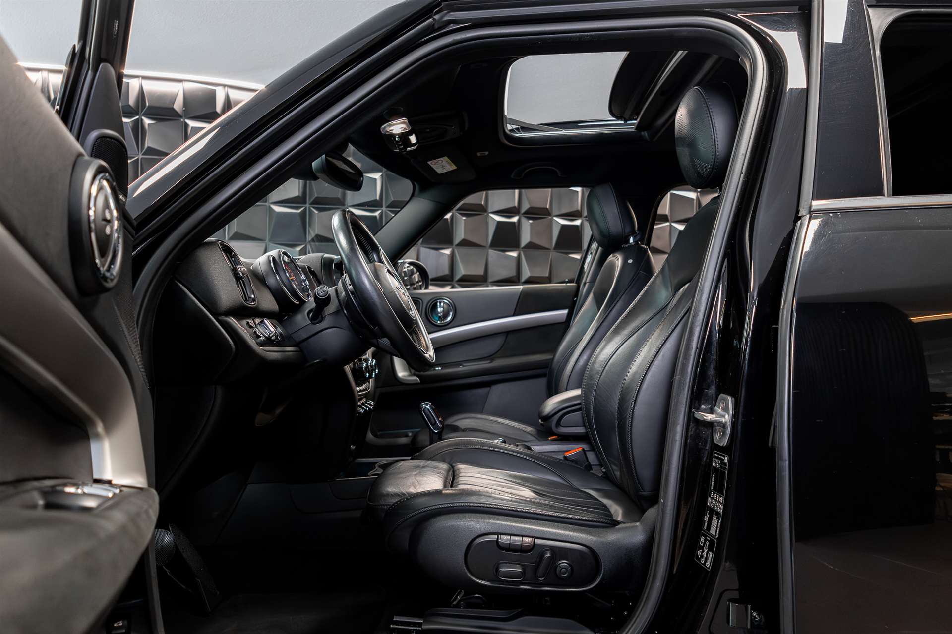 MINI Countryman Cooper S ALL4 Steptronic-image-13