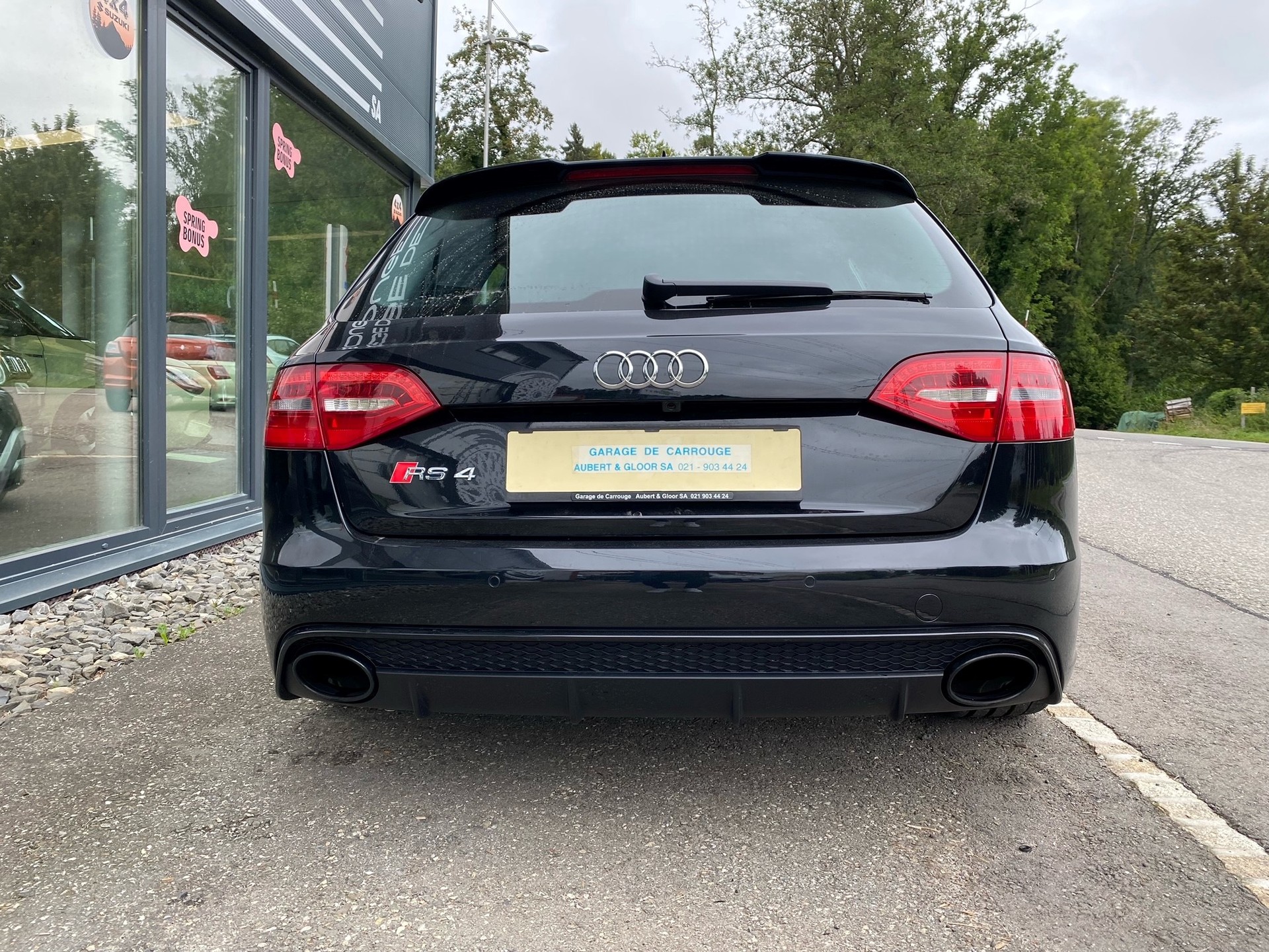 AUDI RS4 Avant 4.2 FSI V8 quattro S-tronic-image-4