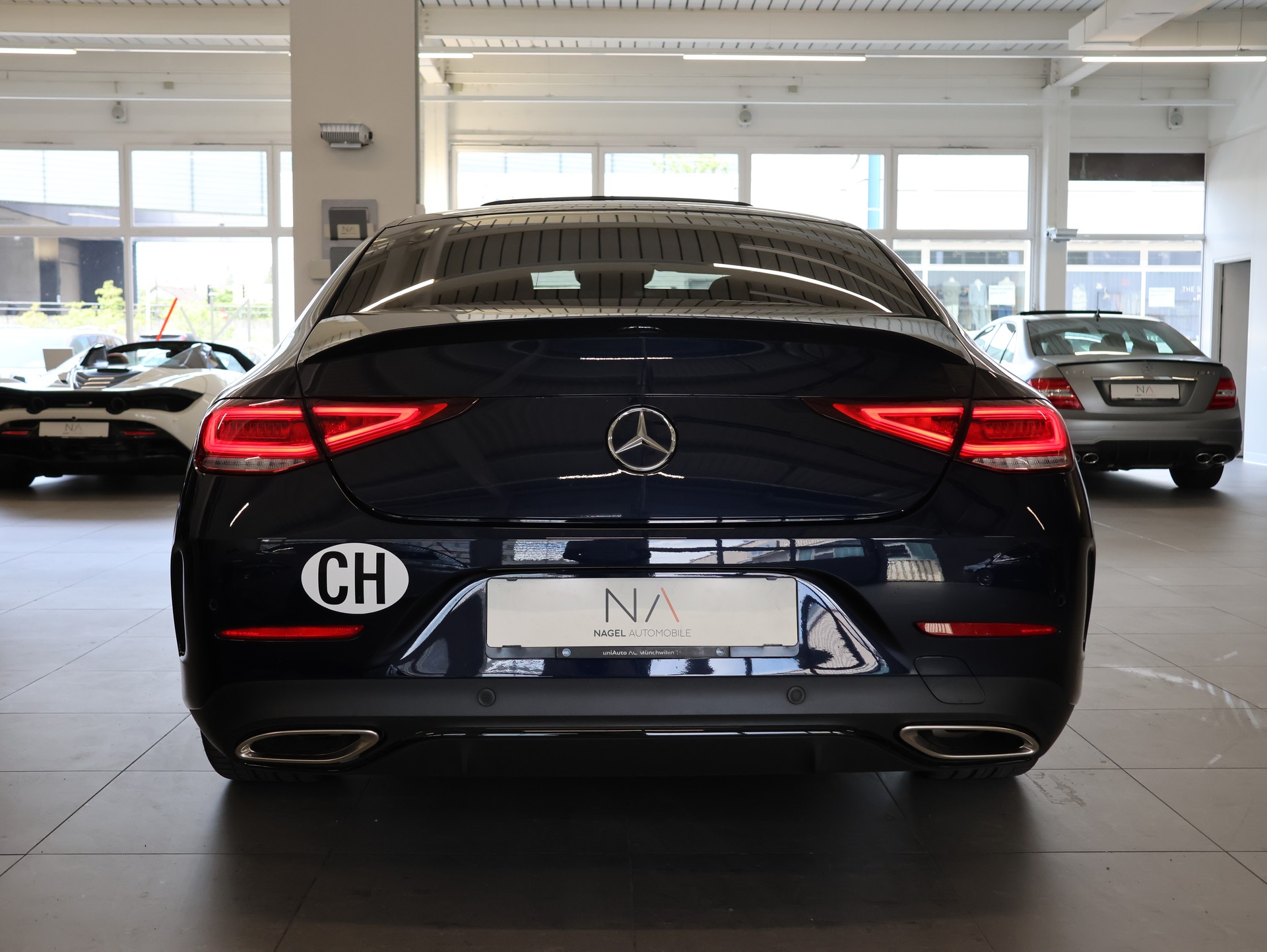 MERCEDES-BENZ CLS 450 4Matic AMG Line 9G-Tronic *Burmester* *360 Kamera* *Panorama*-image-4
