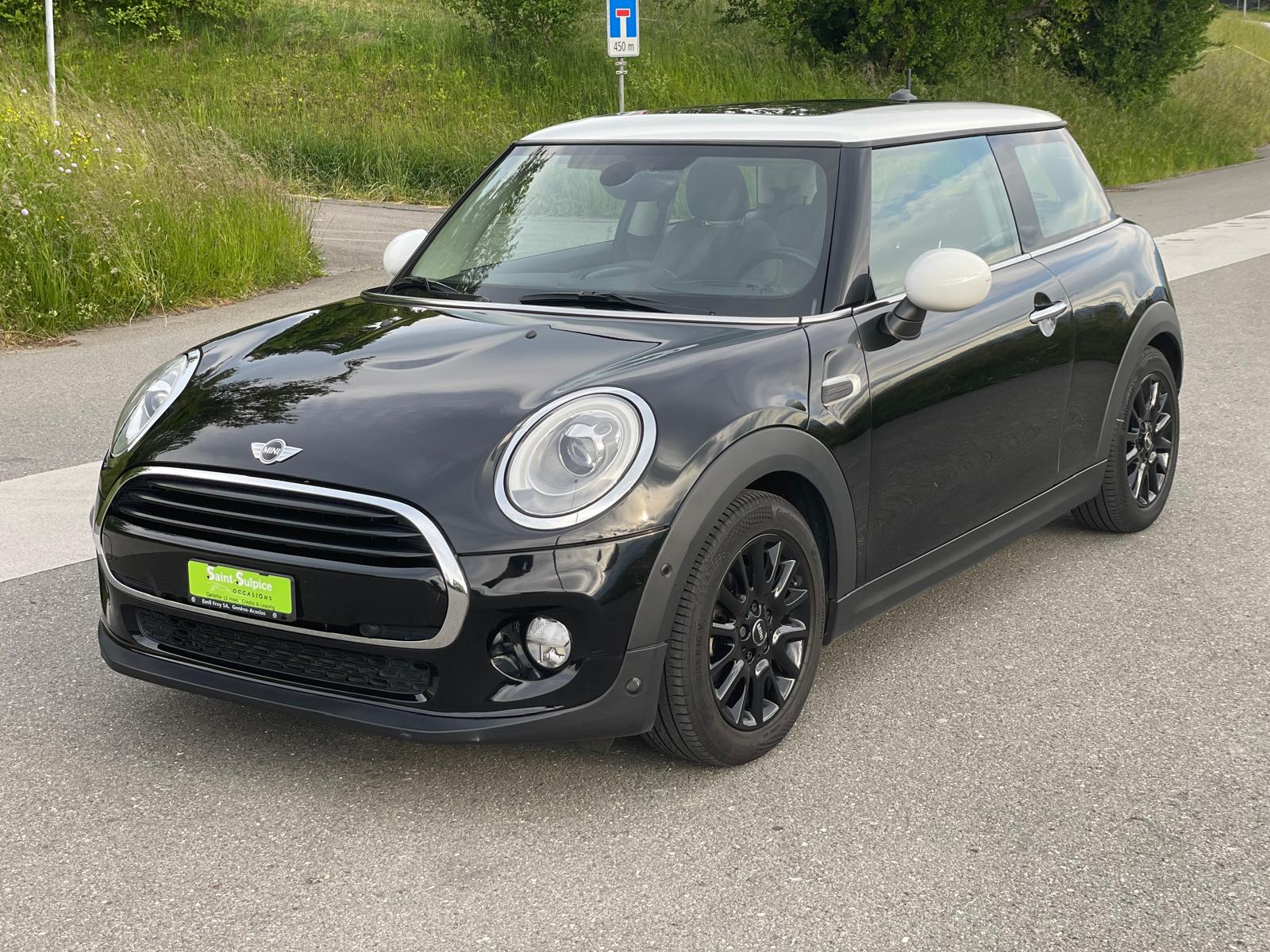 MINI COOPER 136 PS Auto - TOP Car - Panoramic Sunroof - One-Owner vehicle-showroom-element-1