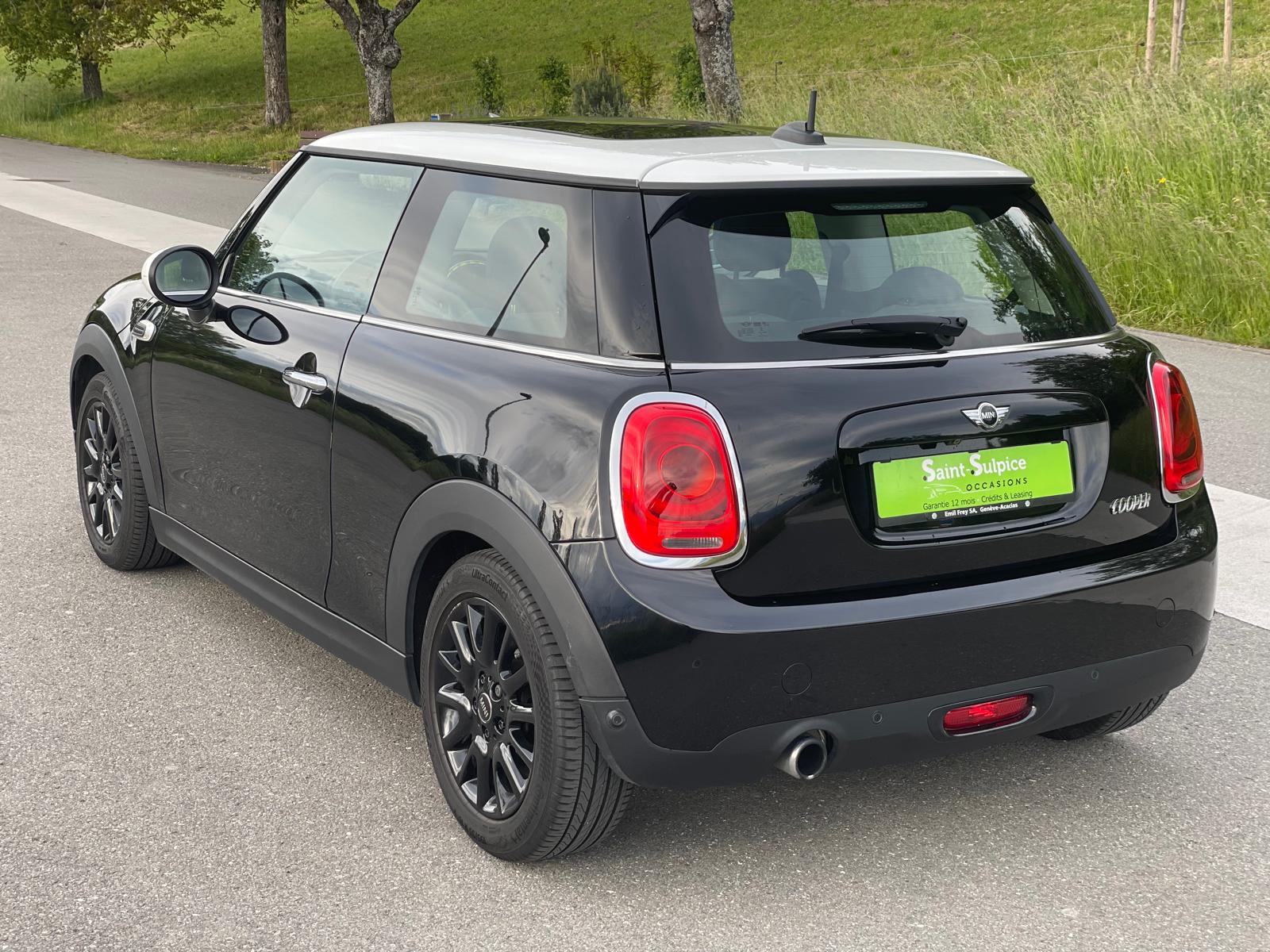 MINI COOPER 136 PS Auto - TOP Car - Panoramic Sunroof - One-Owner vehicle-showroom-element-3