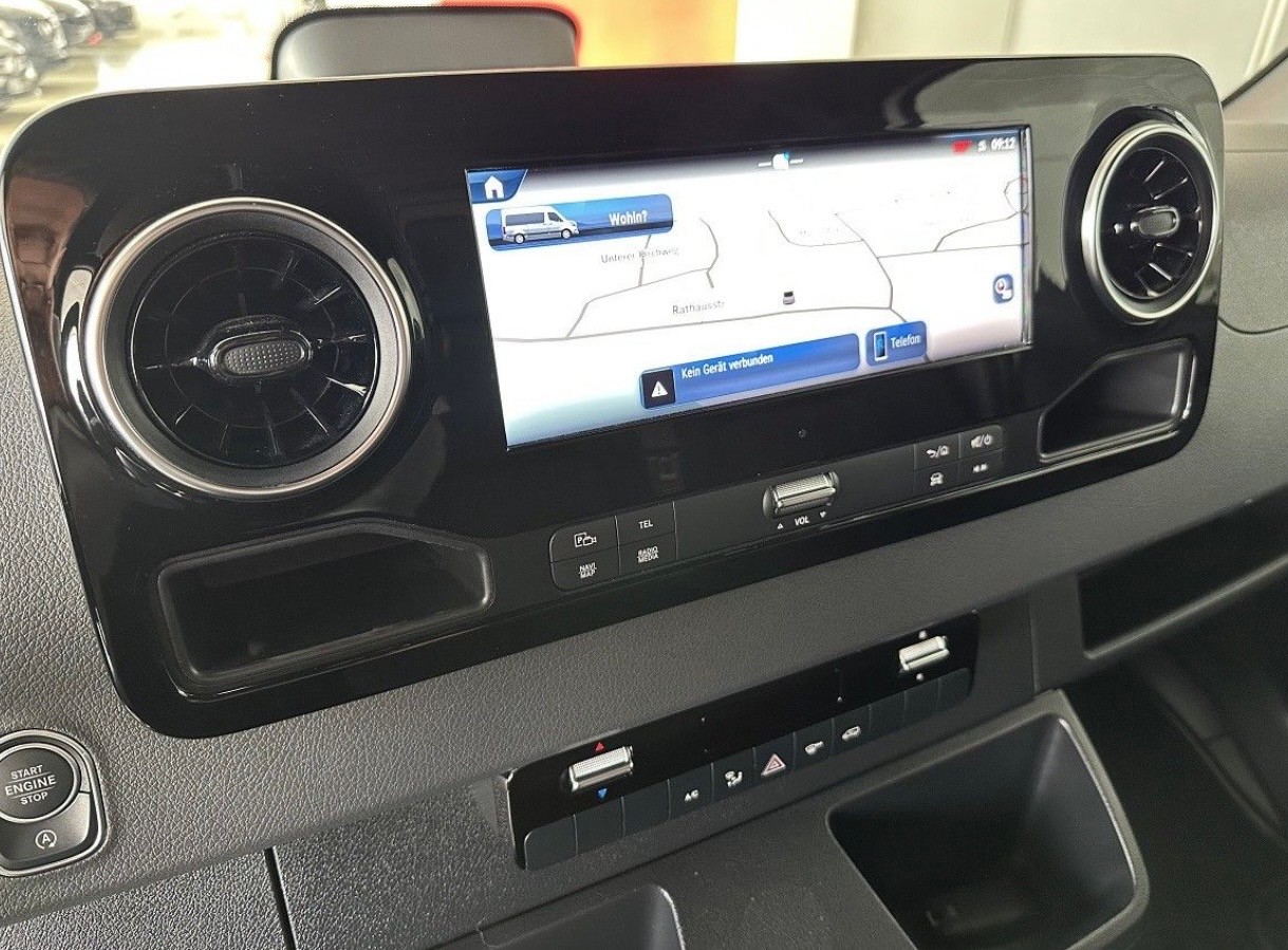 MERCEDES-BENZ Sprinter 317 CDI Standard 9G-TRONIC-image-9