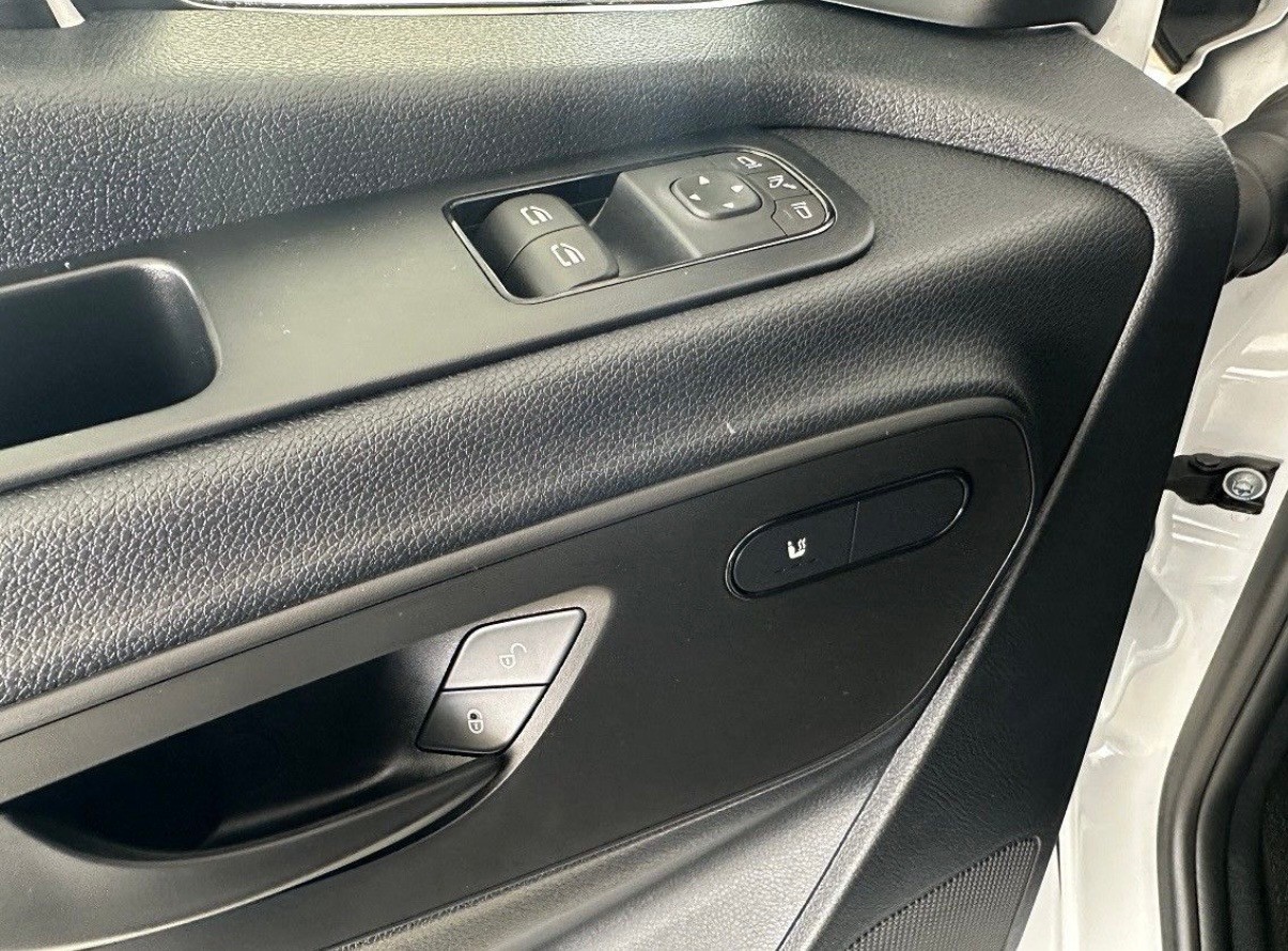 MERCEDES-BENZ Sprinter 317 CDI Standard 9G-TRONIC-image-11