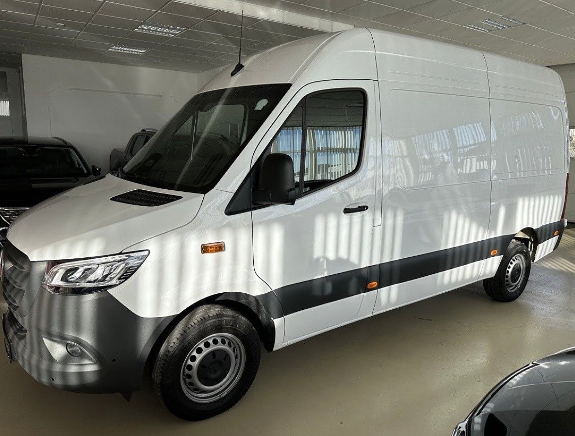 MERCEDES-BENZ Sprinter 317 CDI Standard 9G-TRONIC-showroom-element-1