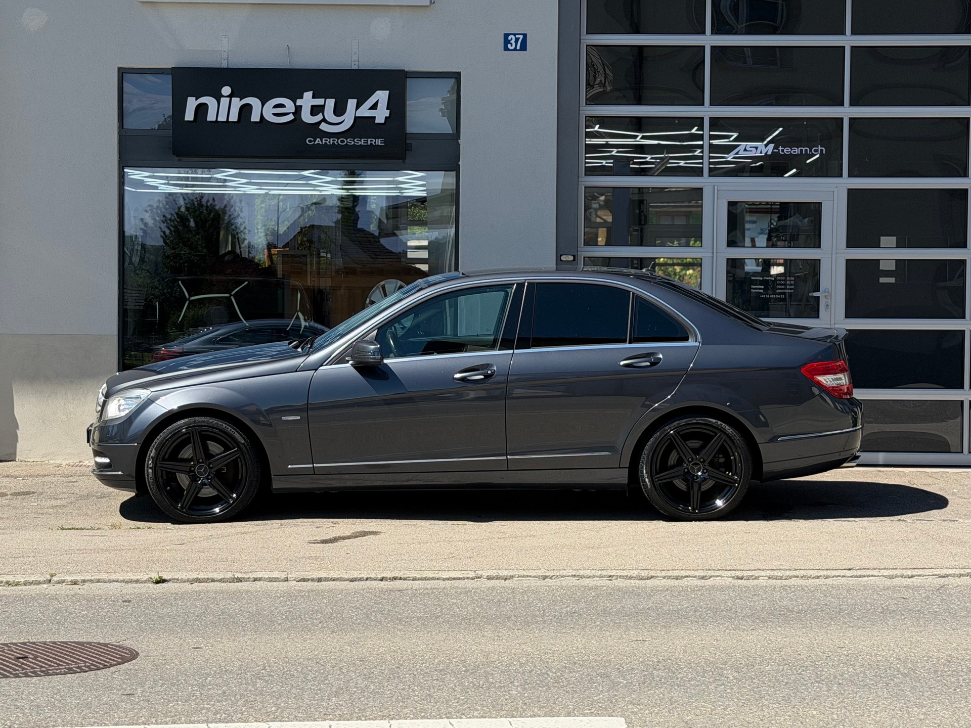MERCEDES-BENZ C 350 CGI Automat Avantgarde BlueEfficience 7G-Tronic-image-5