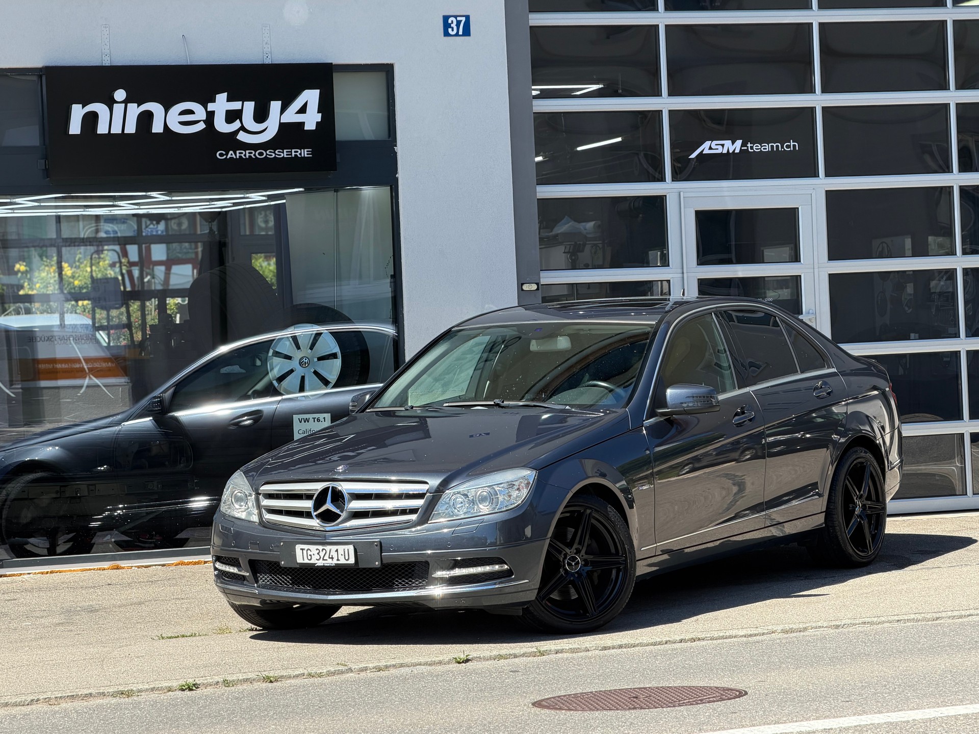 MERCEDES-BENZ C 350 CGI Automat Avantgarde BlueEfficience 7G-Tronic