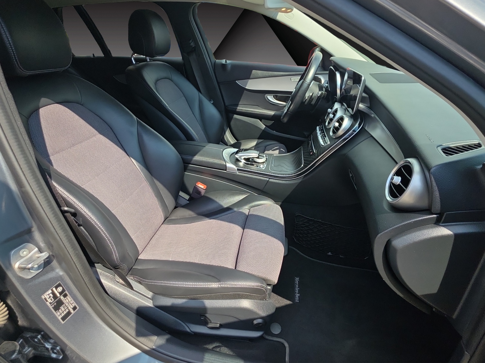 MERCEDES-BENZ C 180 Avantgarde 9G-Tronic-image-16