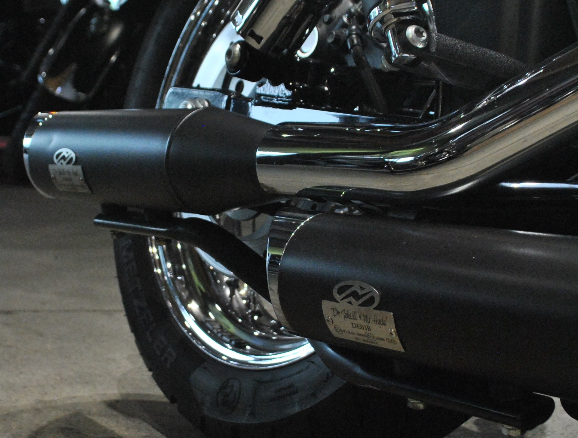 HARLEY-DAVIDSON FXDBI Dyna Street Bob-image-8