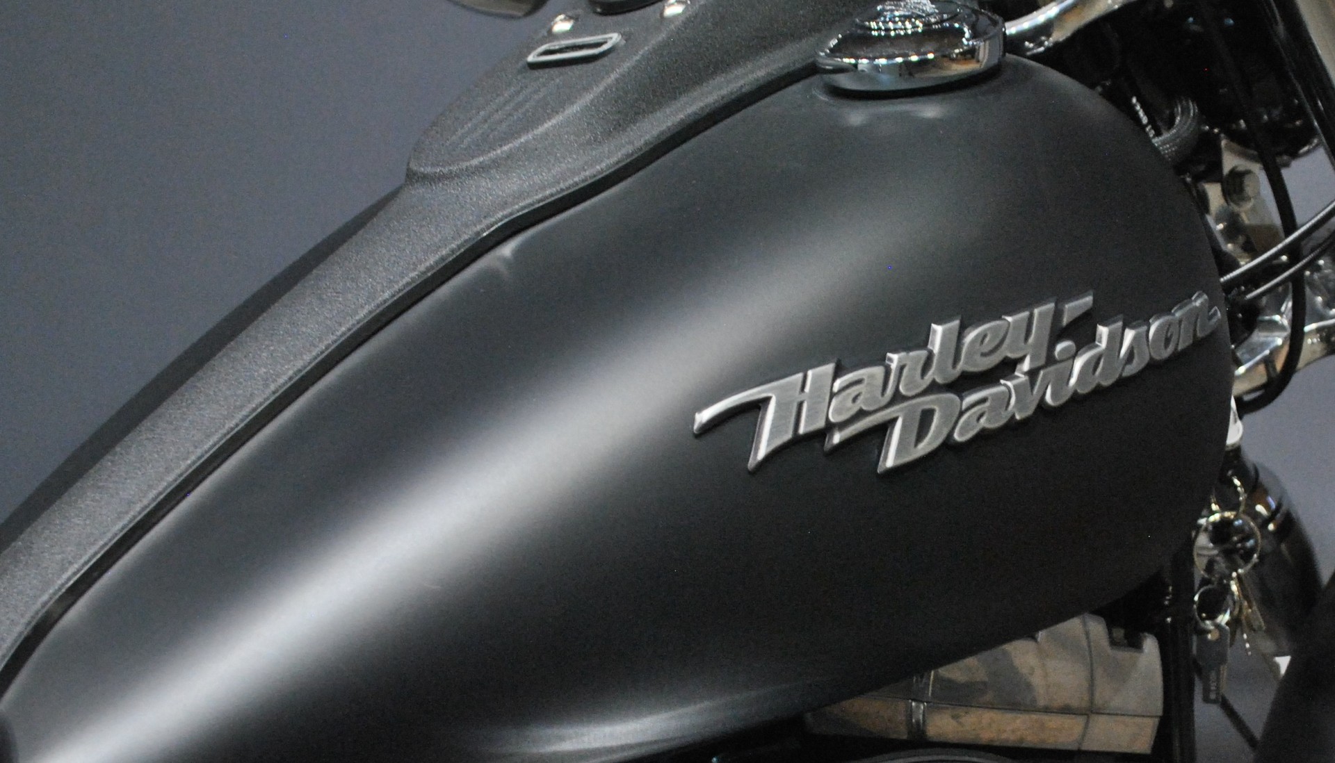 HARLEY-DAVIDSON FXDBI Dyna Street Bob-image-6
