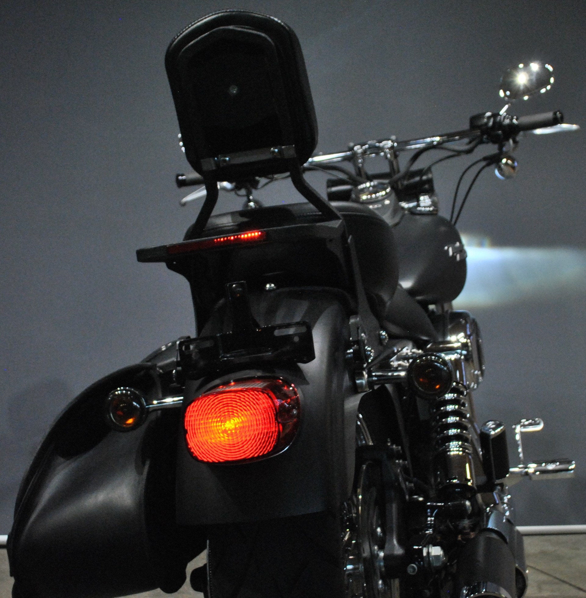 HARLEY-DAVIDSON FXDBI Dyna Street Bob-image-9