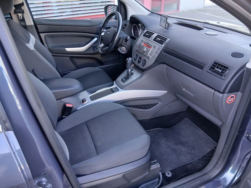 FORD Kuga 2.0 TDCi Titanium 4WD PowerShift-image-6