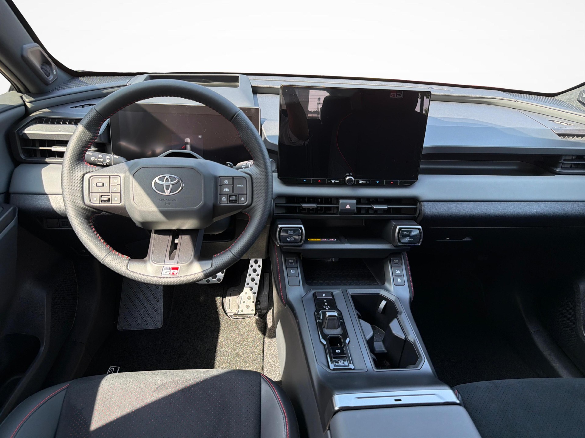 TOYOTA RAV4 2.5 Plug-In-Hybrid GR Sport-image-8