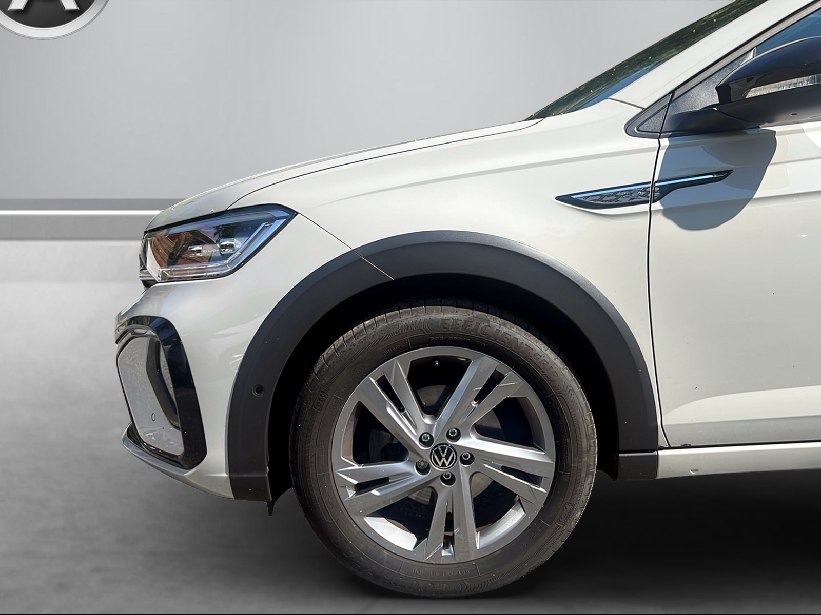 VW Taigo 1.0 TSI R-Line DSG-image-13