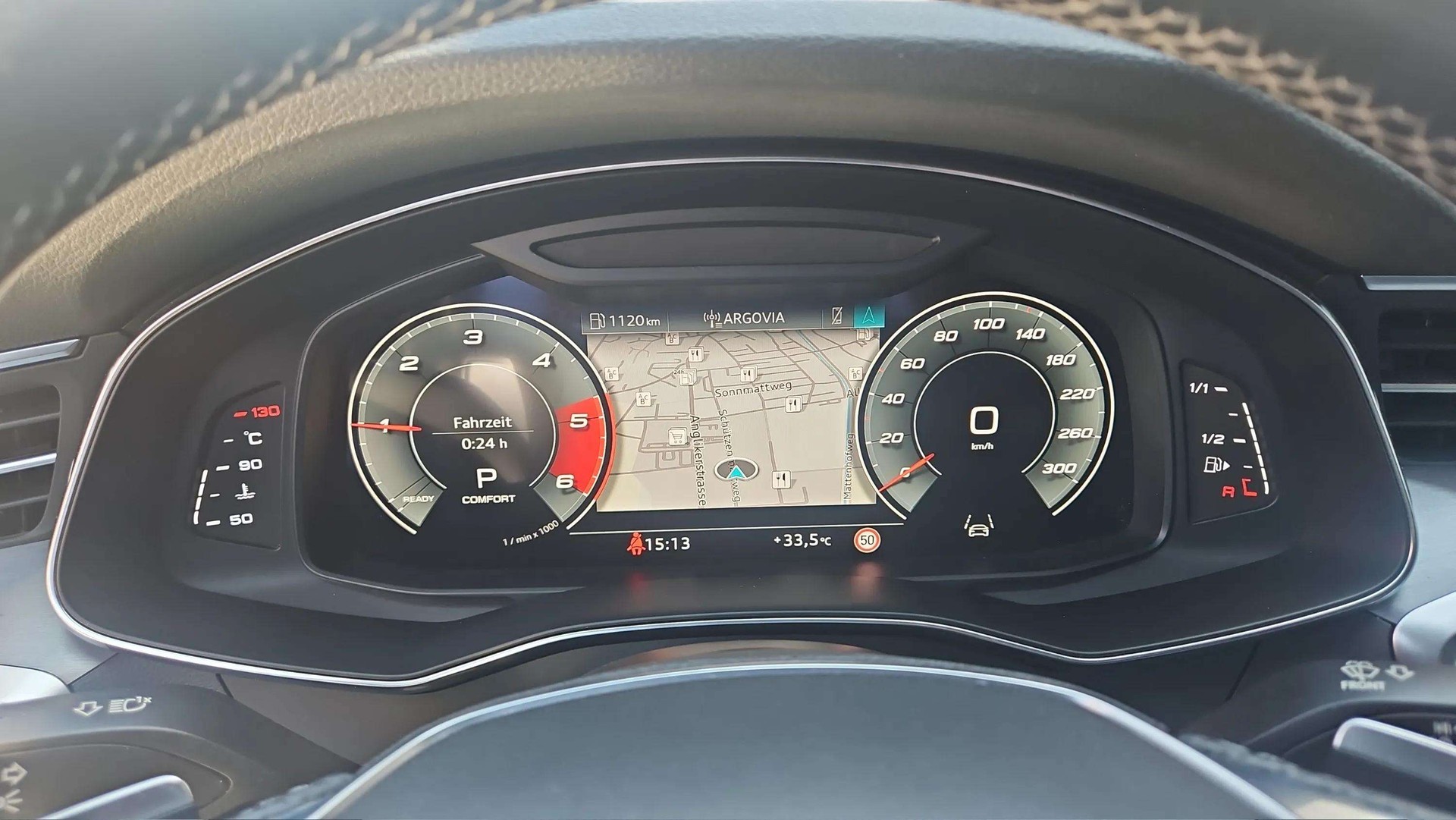AUDI A6 Avant 40 TDI Sport quattro S-tronic S line mit AHK & 360° Kameras-image-17