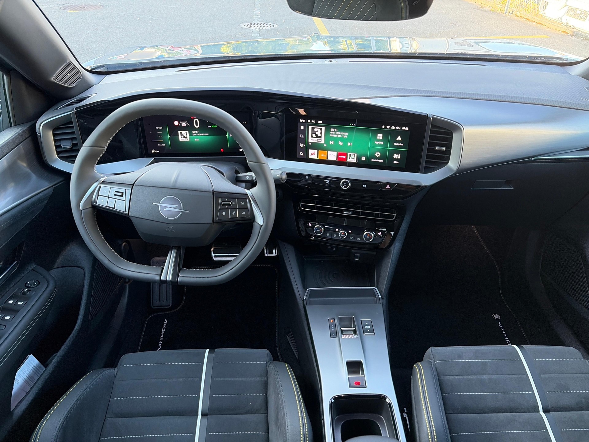 OPEL Mokka-e GSe-showroom-element-3