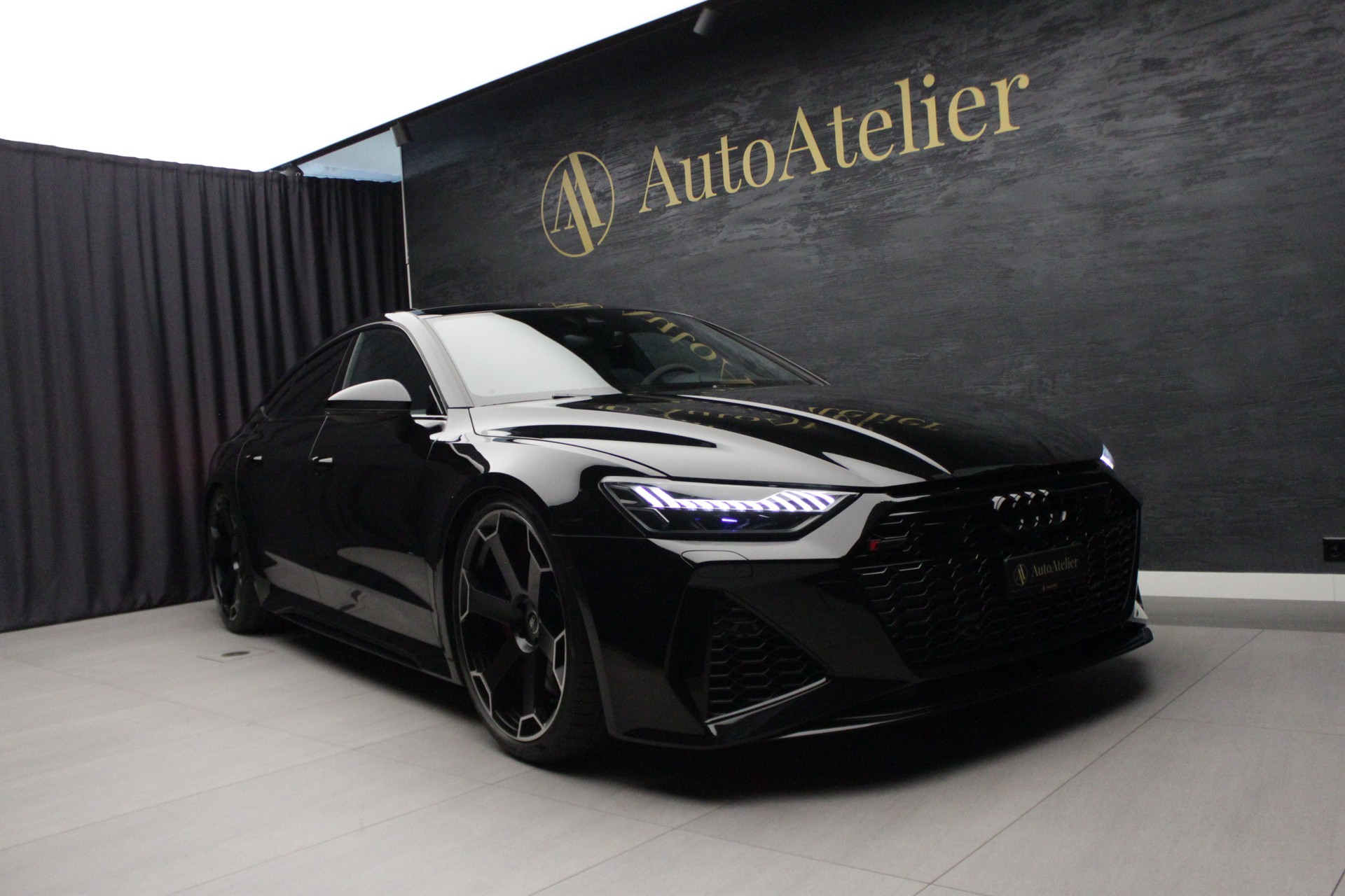 AUDI RS7 Sportback MHEV Performance-showroom-element-3