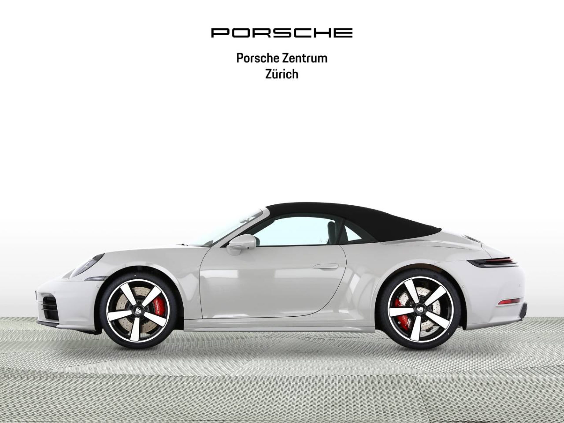 PORSCHE 911 Carrera 4S Cabriolet-showroom-element-1