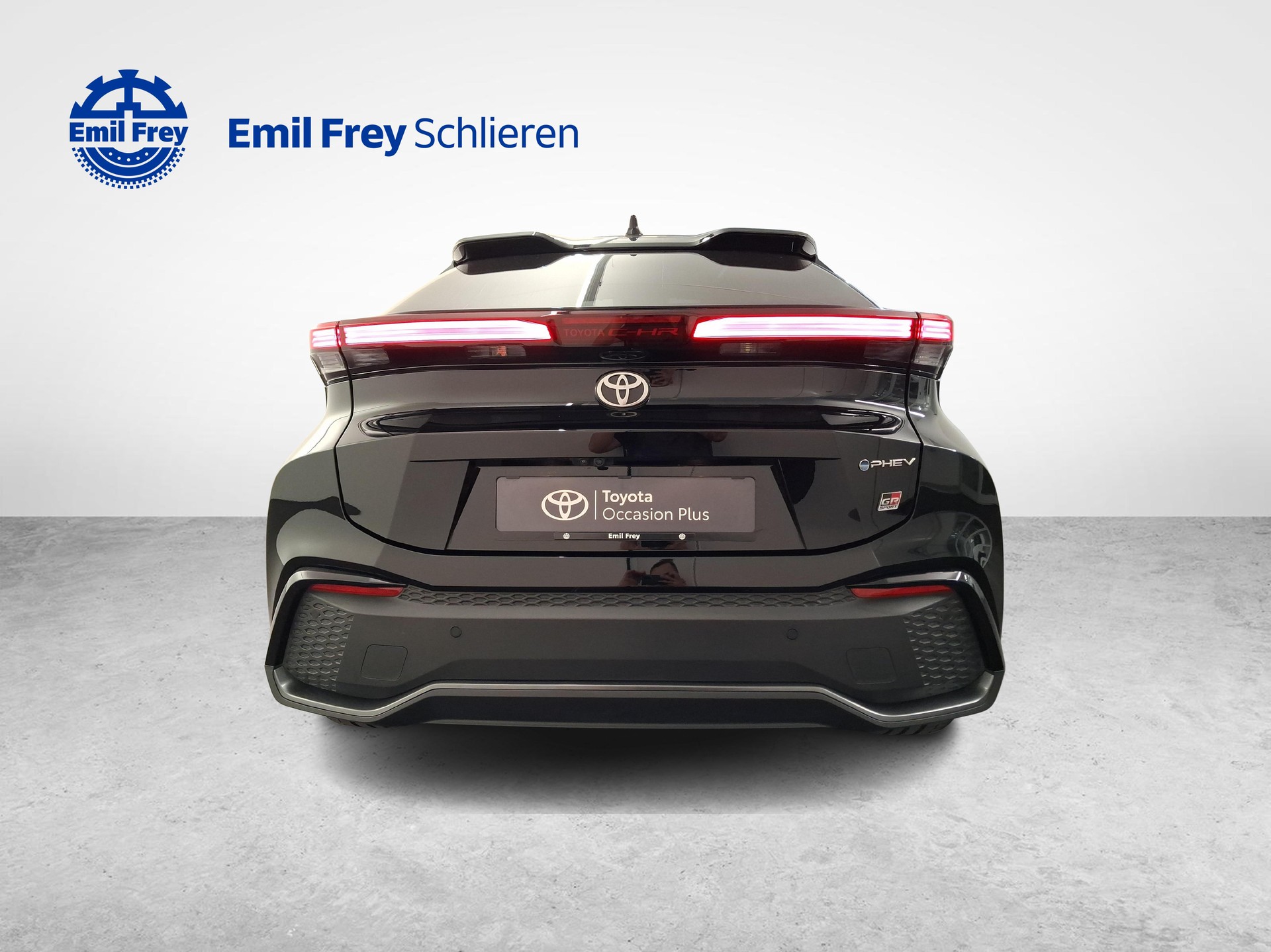 TOYOTA C-HR 2.0 PHEV GR Sport Premiere-showroom-element-3