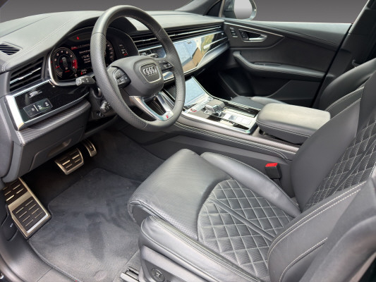 AUDI SQ8 SUV TFSI quattro-image-5