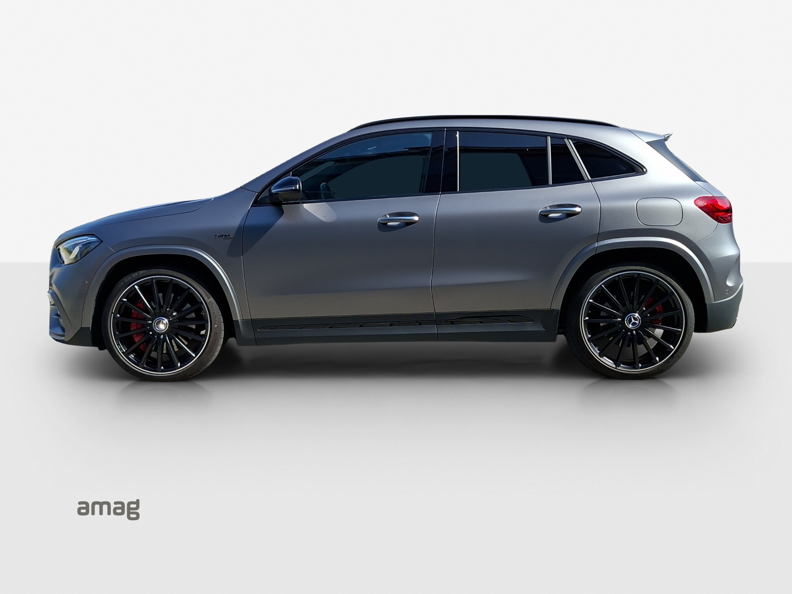 MERCEDES-BENZ GLA AMG 45 S 4Matic+ 8G-DCT-showroom-element-1