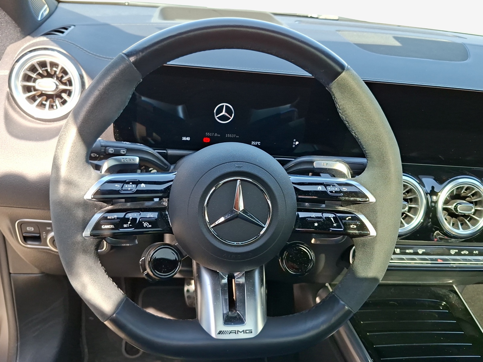 MERCEDES-BENZ GLA AMG 45 S 4Matic+ 8G-DCT-image-9