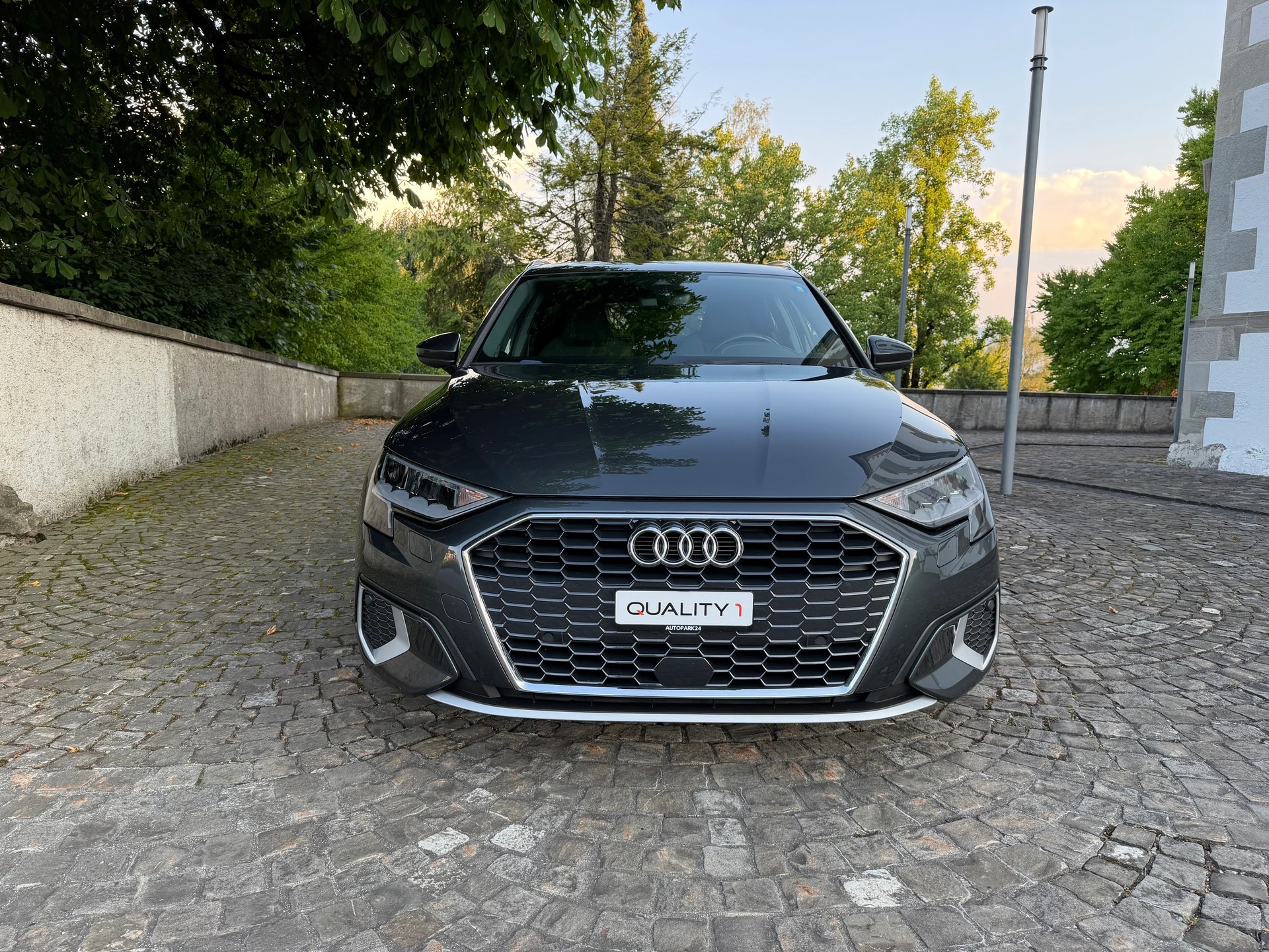 AUDI A3 Sportback 30 TDI S-tronic /Ab MFK/Service gepflegt/36 Monate Garantie/LED/Apple CarPlay /Virtuell Cockpit/Sportsitze-image-1
