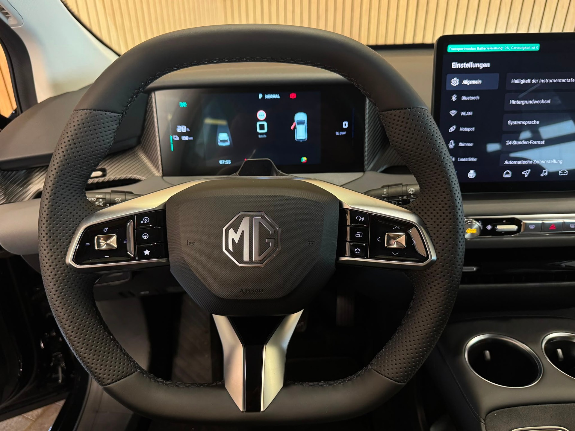 MG 4 EV 64kWh Premium-image-7