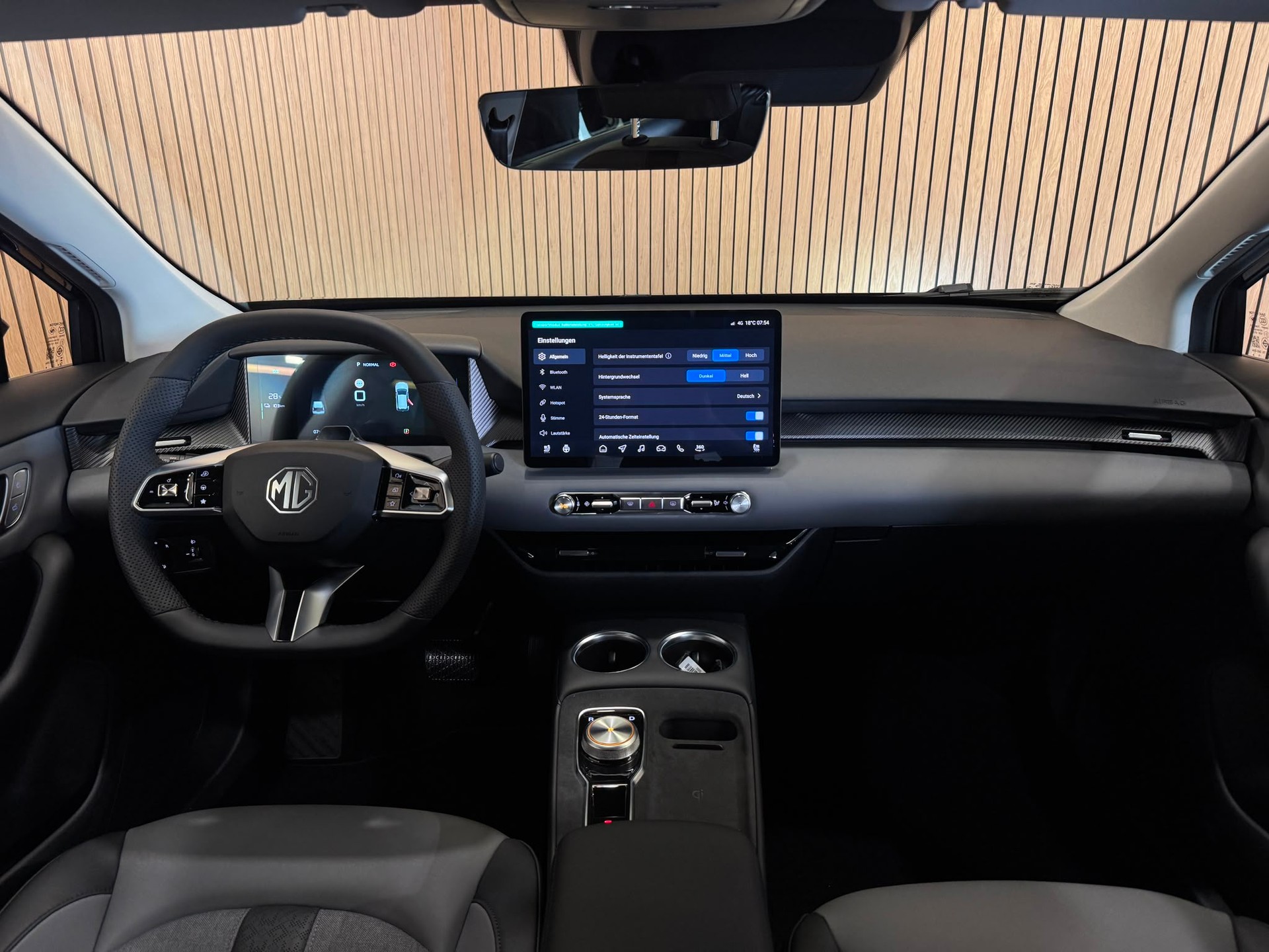 MG 4 EV 64kWh Premium-image-8