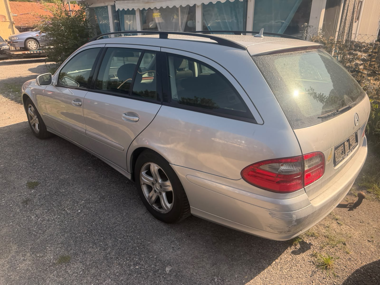 MERCEDES-BENZ E 200 Kompressor Classic-image-11