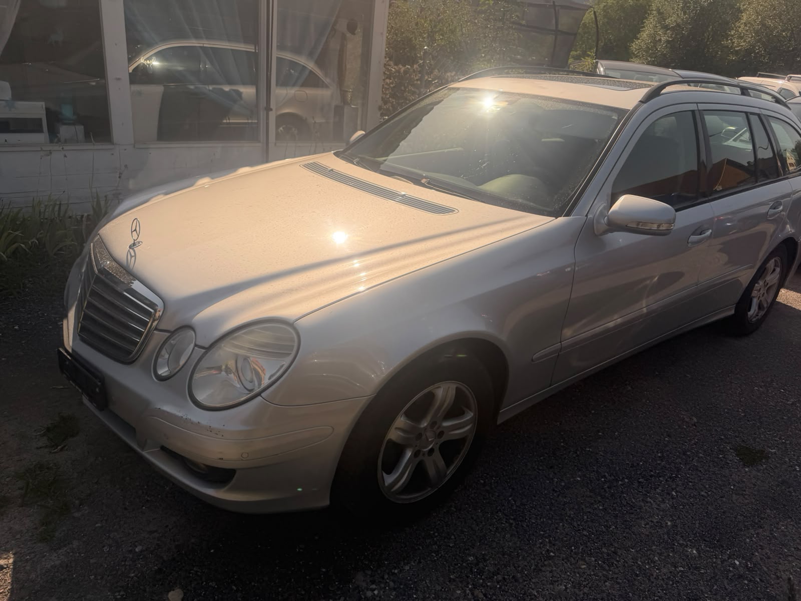 MERCEDES-BENZ E 200 Kompressor Classic-image-5