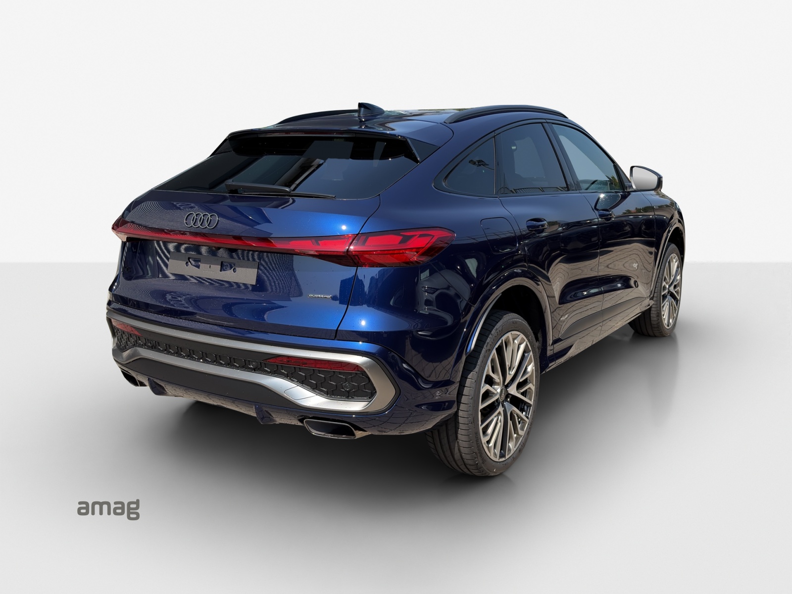 AUDI Q5 Sportback e-hybrid quattro 270 kW S-tronic-image-4