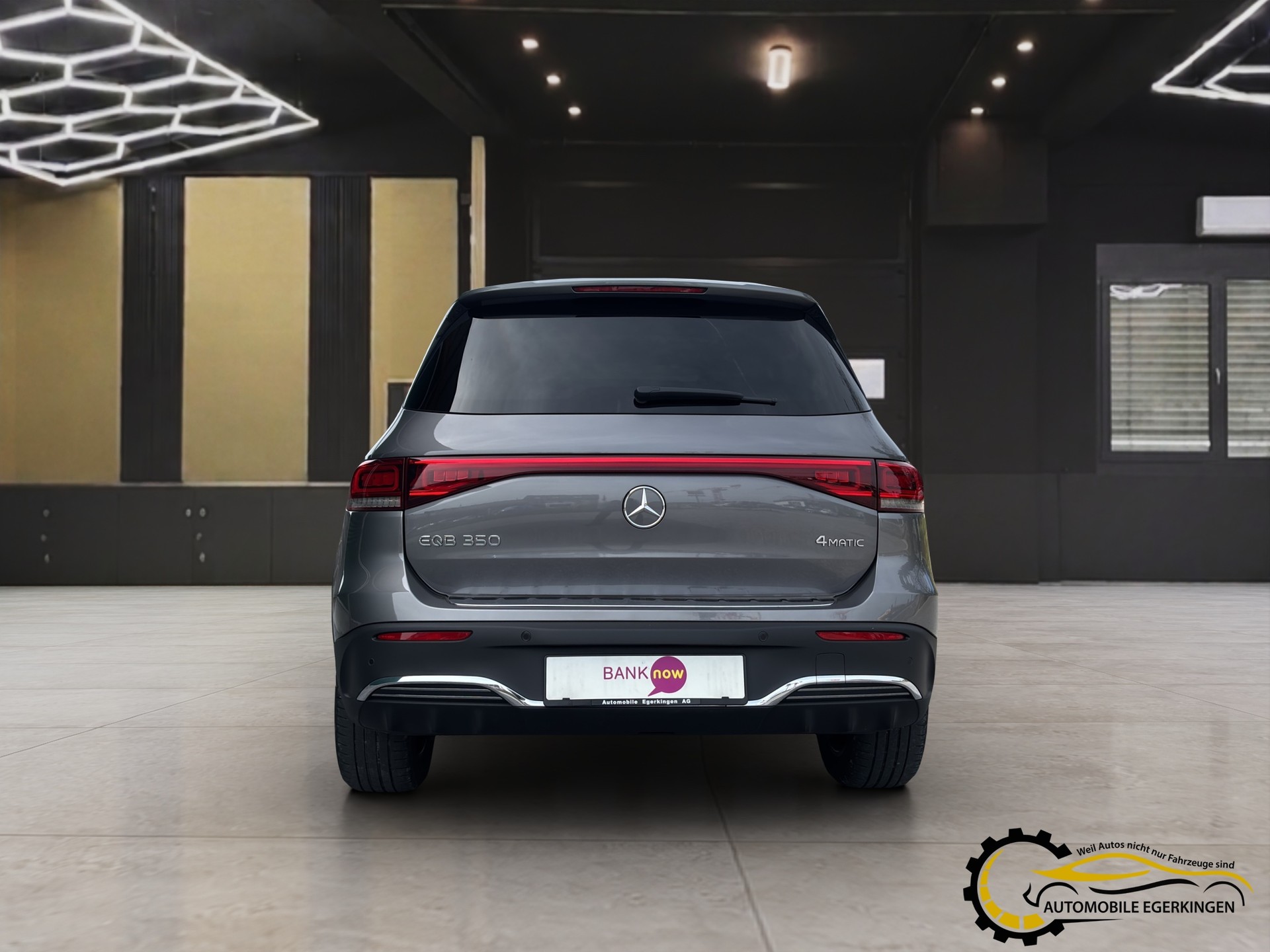 MERCEDES-BENZ EQB 350 AMG Line 4matic-image-5