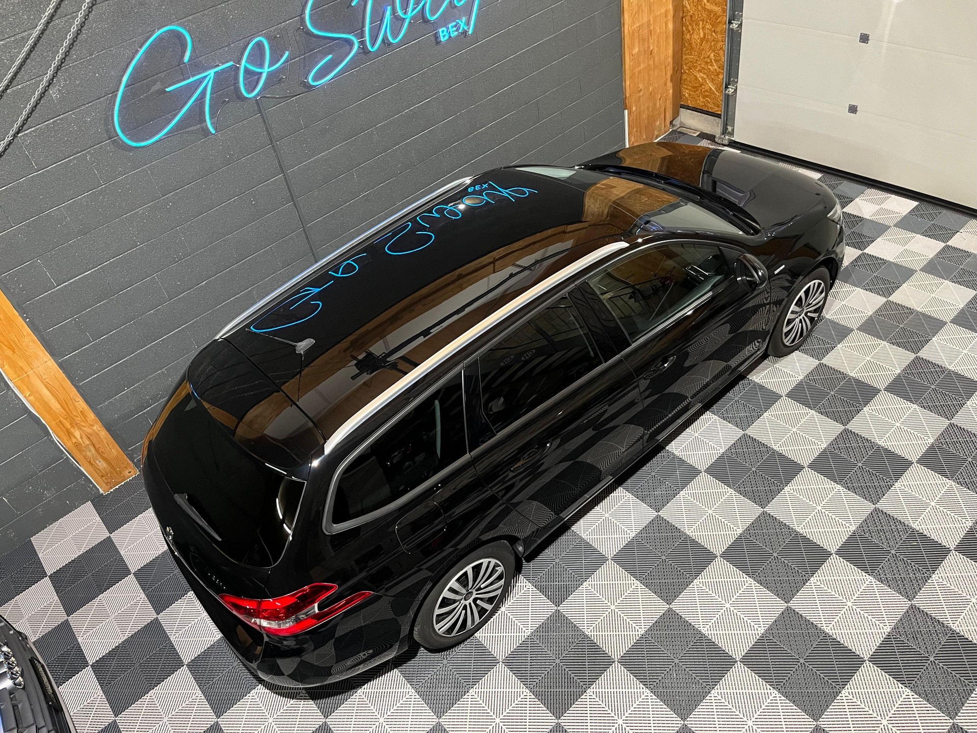 PEUGEOT 308 SW 1.2 Pure Tech Style EAT8-showroom-element-2